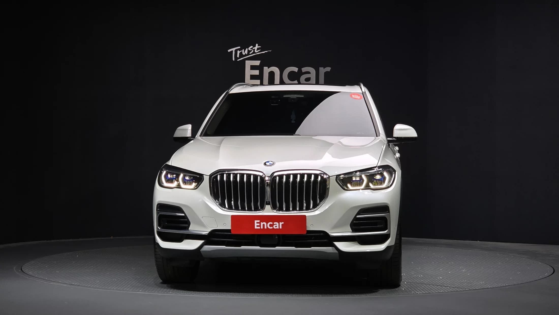 BMW X5 xDrive 40i xLine, 2021 г. 66616 км. — фото 3