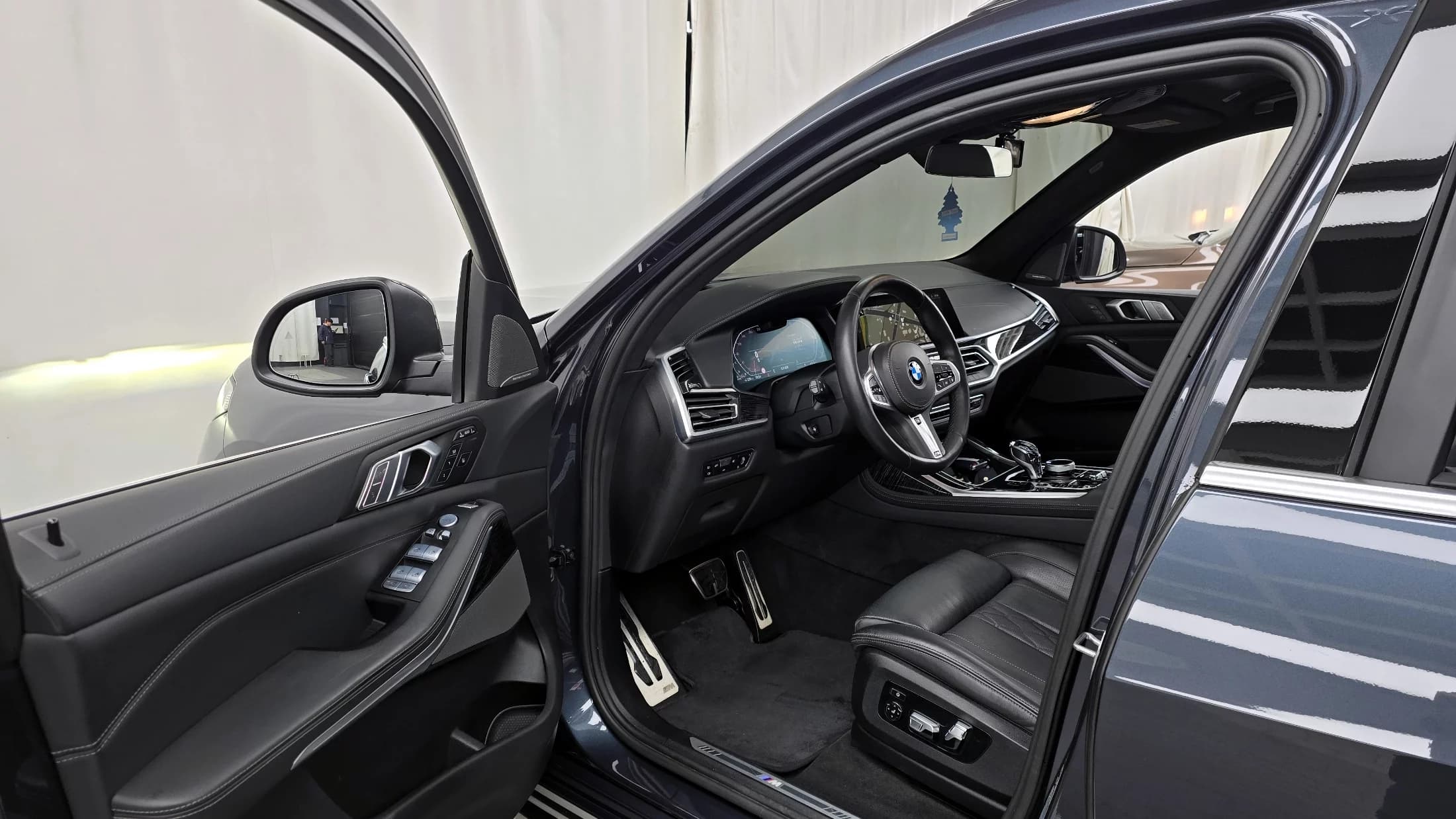 BMW X7 xDrive 40d M Sport 6STR, 2022 г. 134446 км. — фото 10