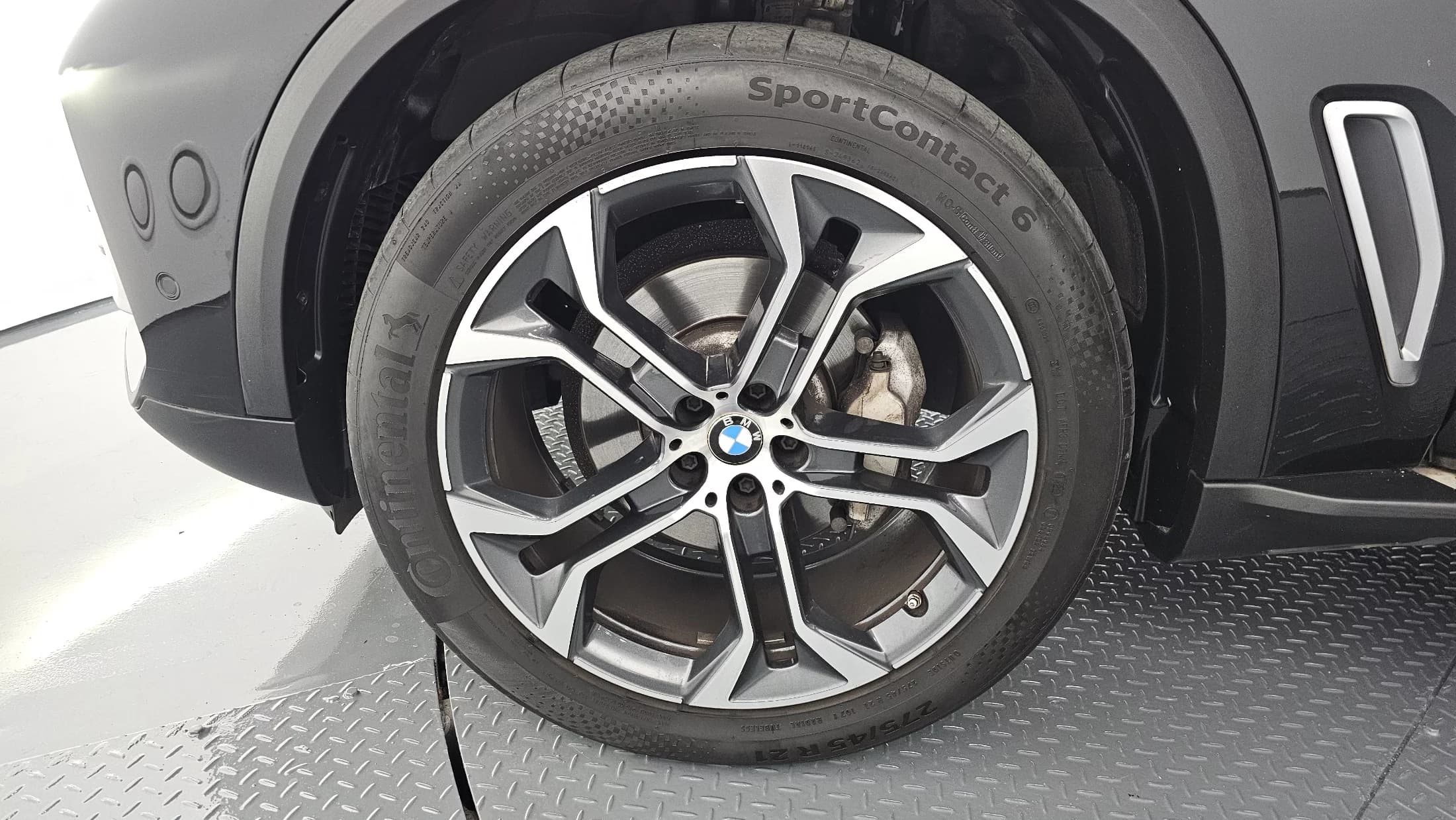 BMW X5 xDrive 40i xLine, 2021 г. 96968 км. — фото 5