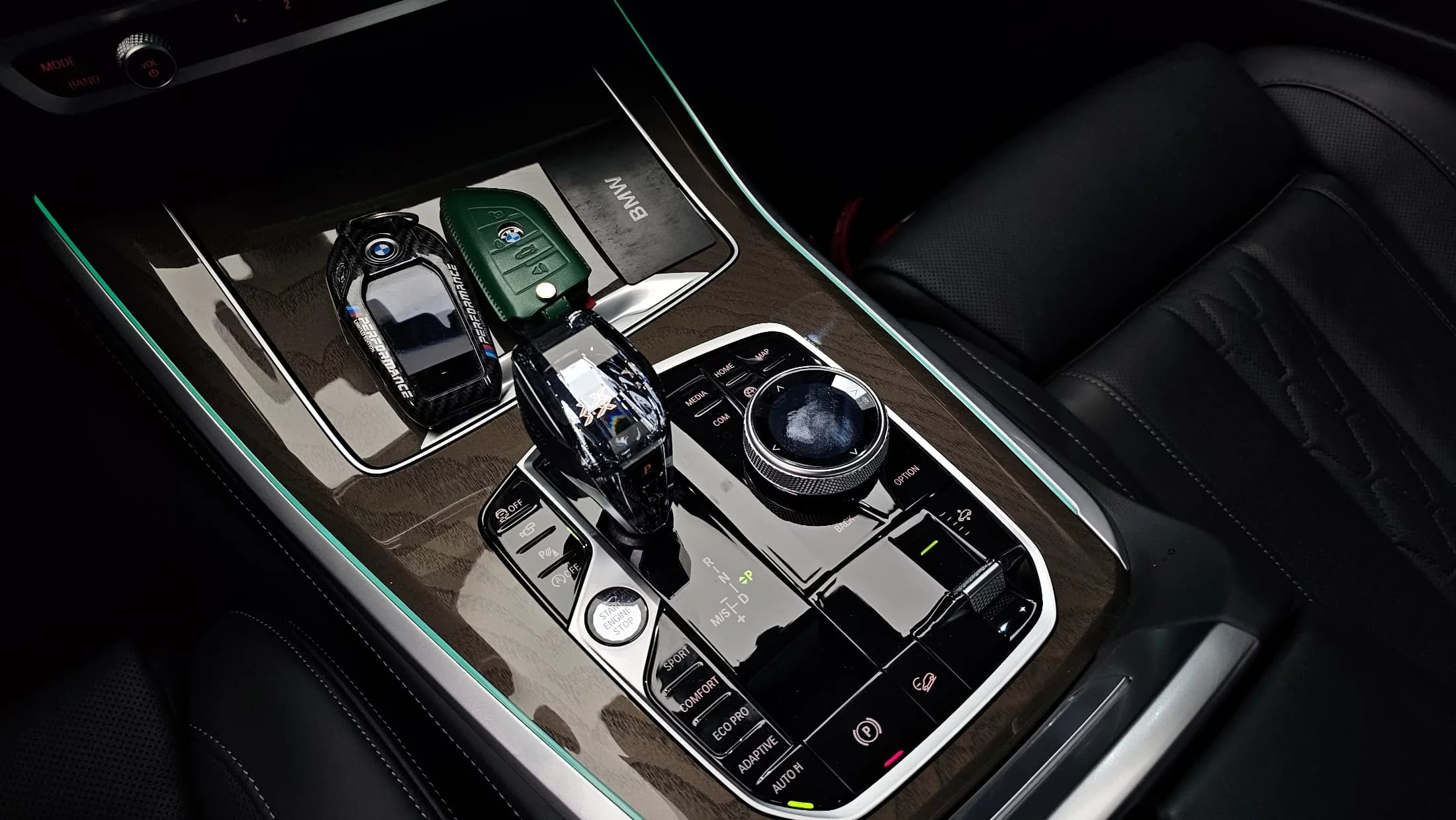 BMW X5 xDrive 40i xLine, 2023 г. 15620 км. — фото 9