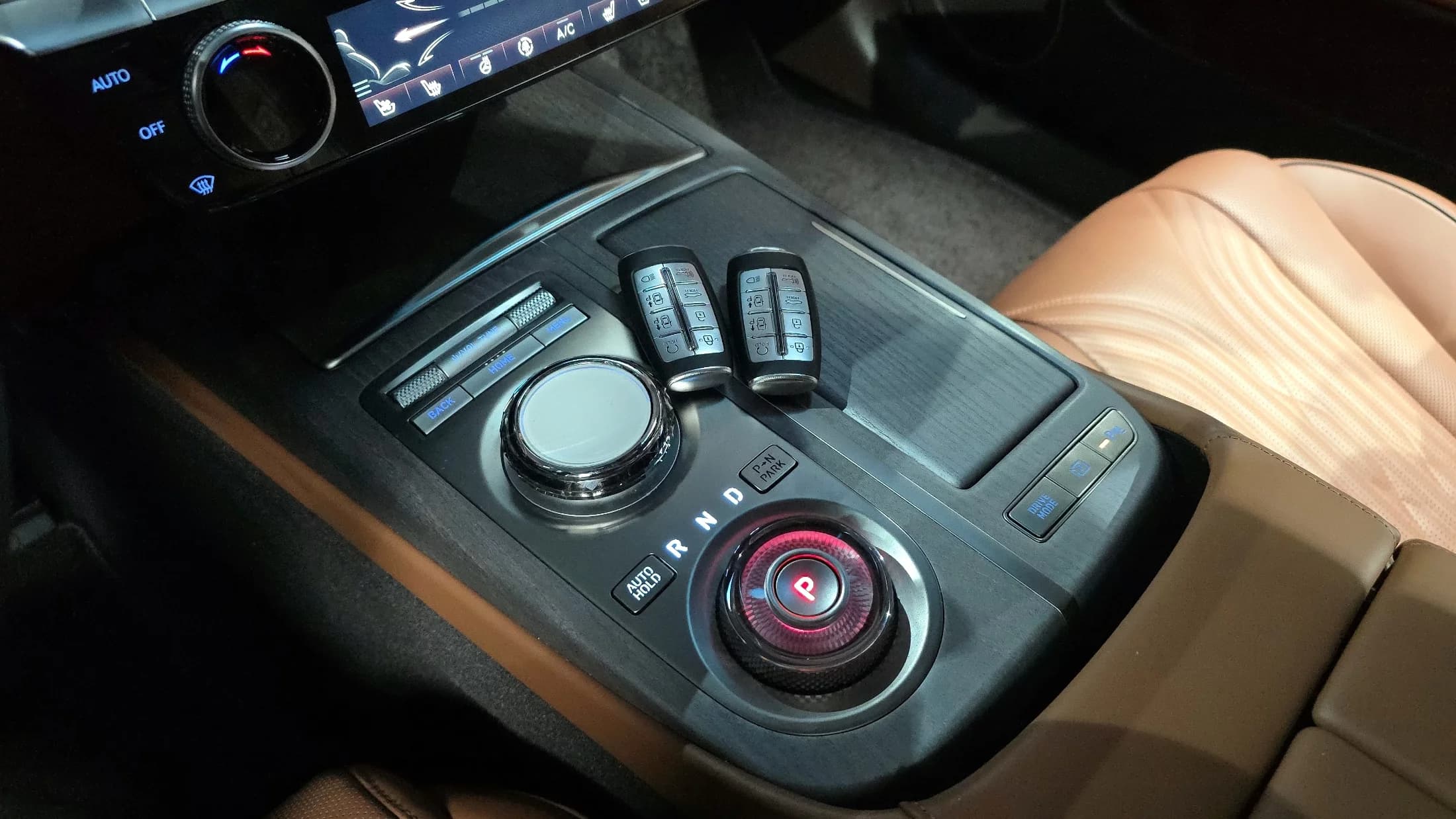 Genesis G80 Gasoline 2.5 Turbo AWD, 2023 г. 30188 км. — фото 9