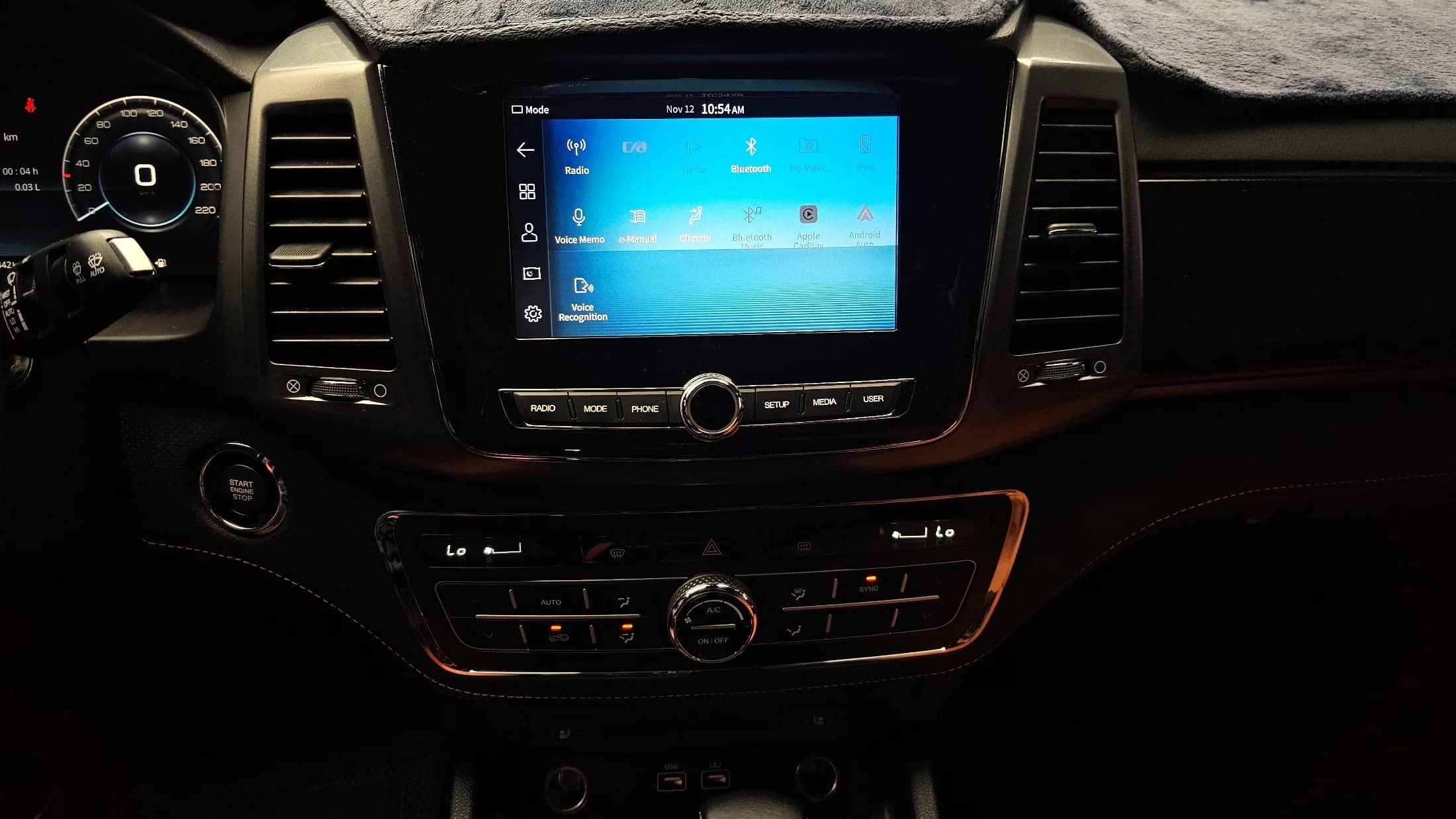 SsangYong Rexton Diesel 2.2 4WD Expedition, 2022 г. 37575 км. — фото 15
