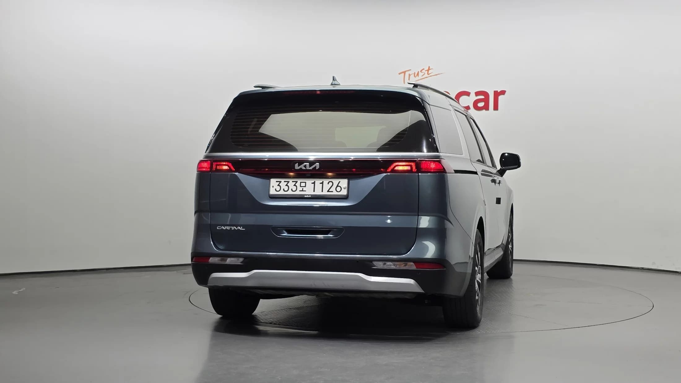 Kia Carnival 9-Seater Prestige, 2023 г. 62669 км. — фото 4