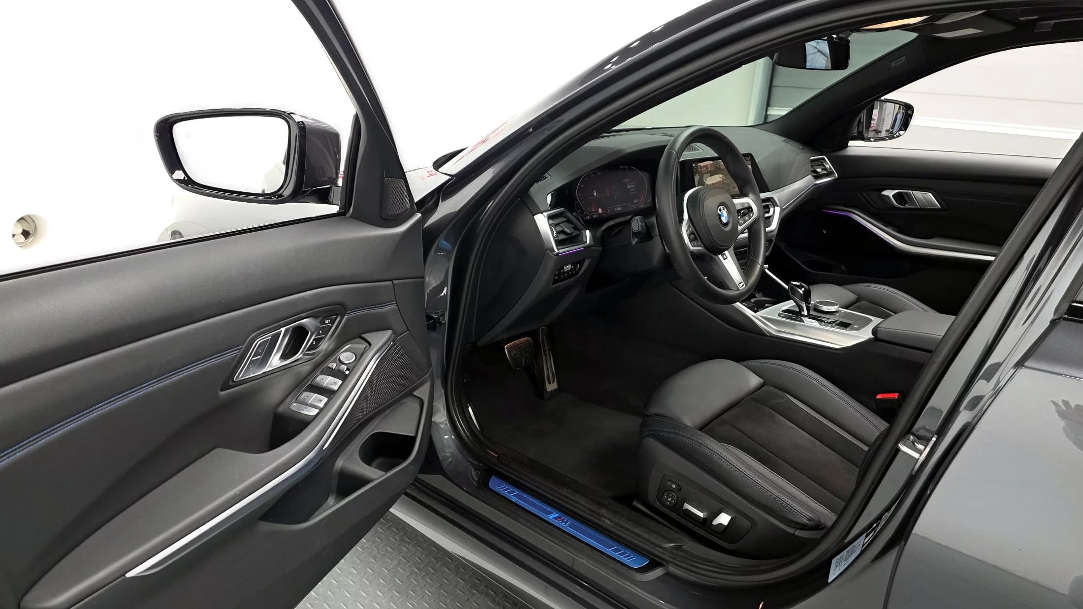 BMW 3-Series 320i M Sport, 2021 г. 46174 км. — фото 10