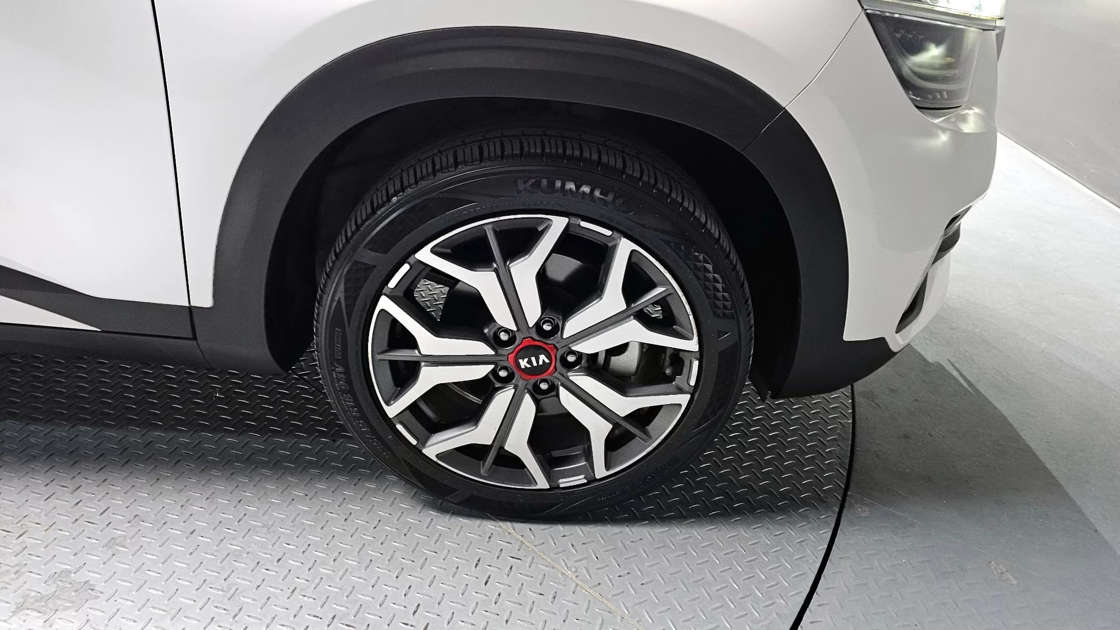 Kia Seltos Gasoline 1.6 Turbo 2WD Signature, 2021 г. 16239 км. — фото 9