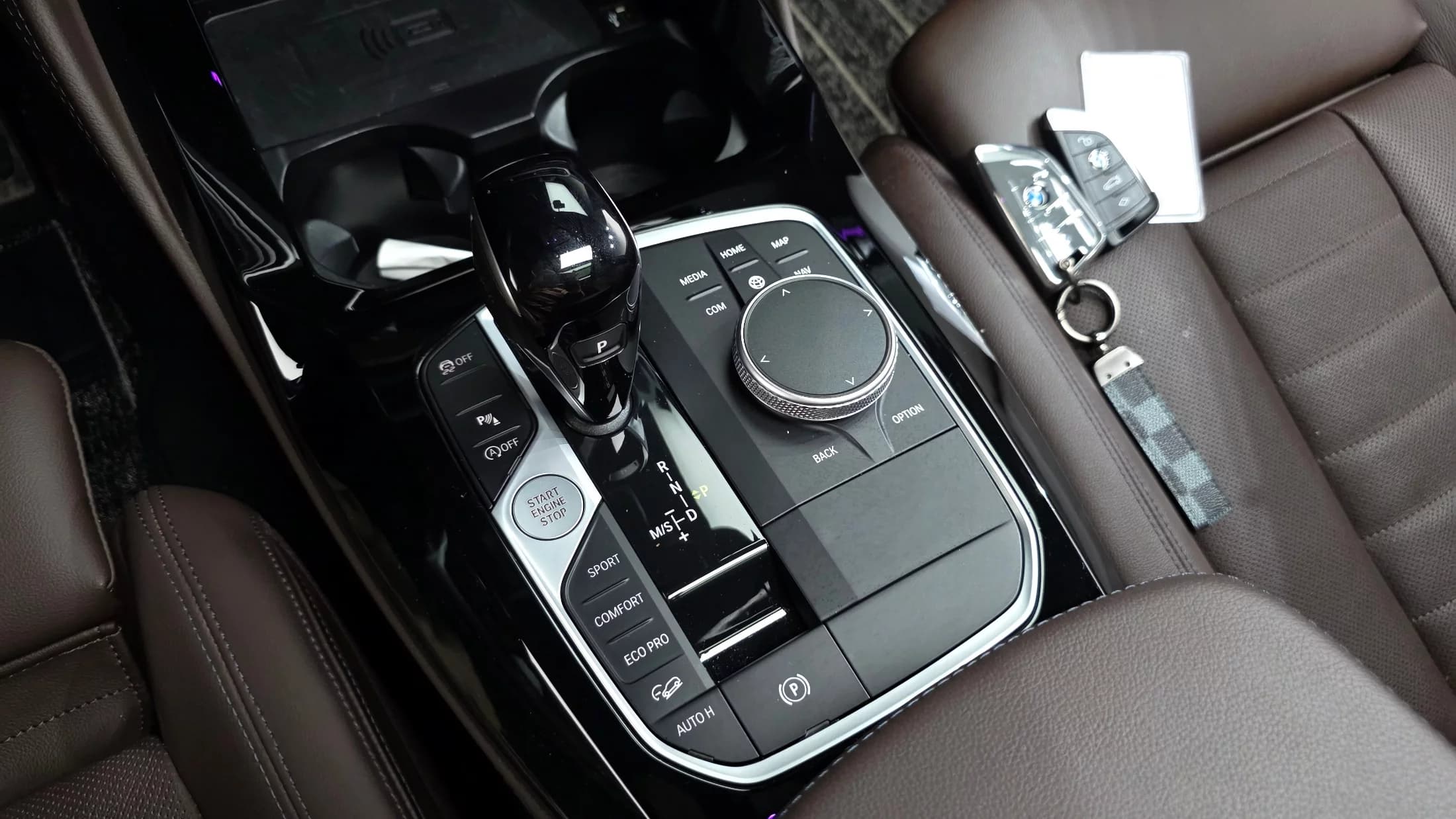 BMW X4 xDrive20i M Sport, 2023 г. 33389 км. — фото 9