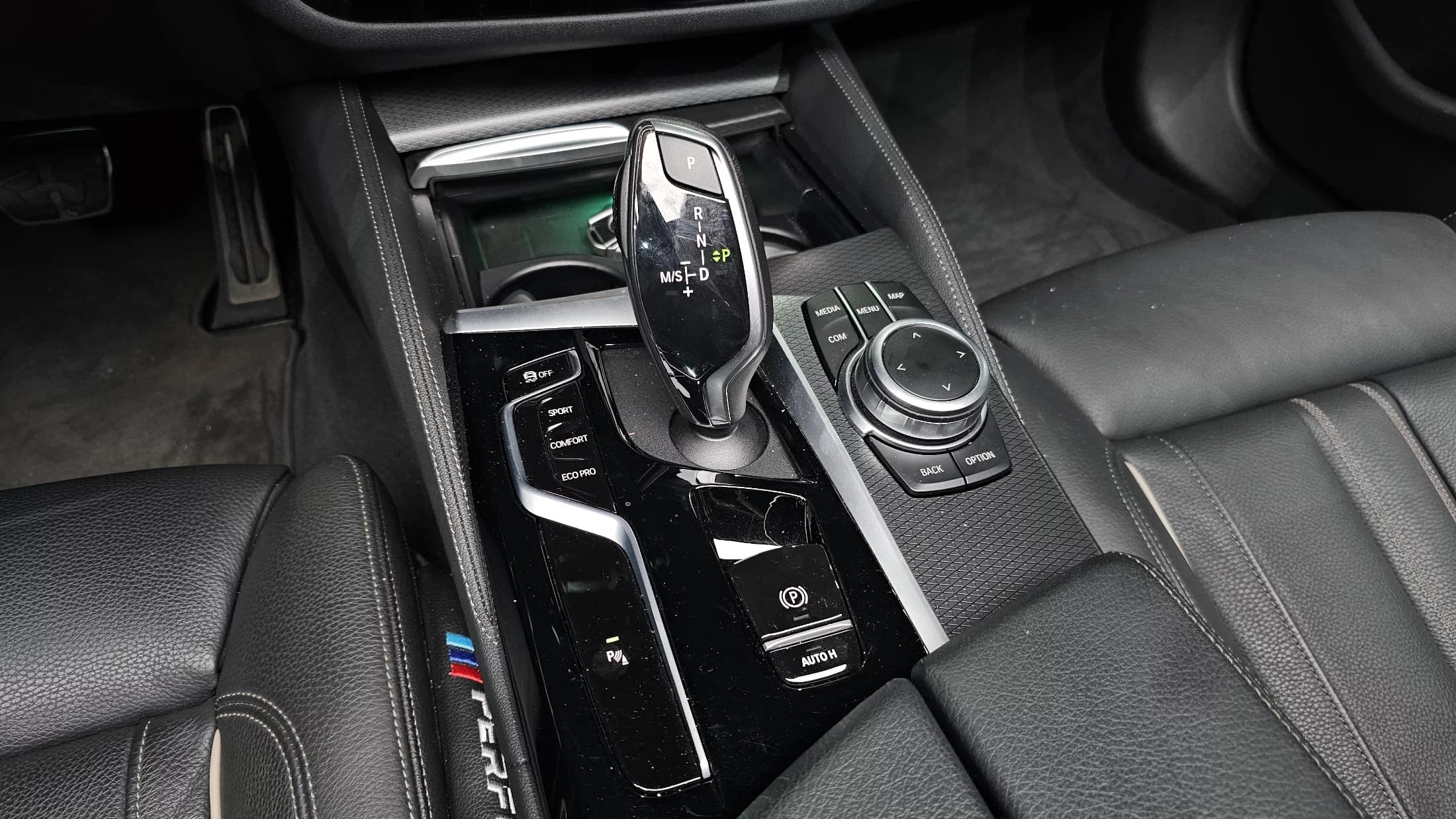 BMW 5-Series 520i M Sport, 2022 г. 54828 км. — фото 9
