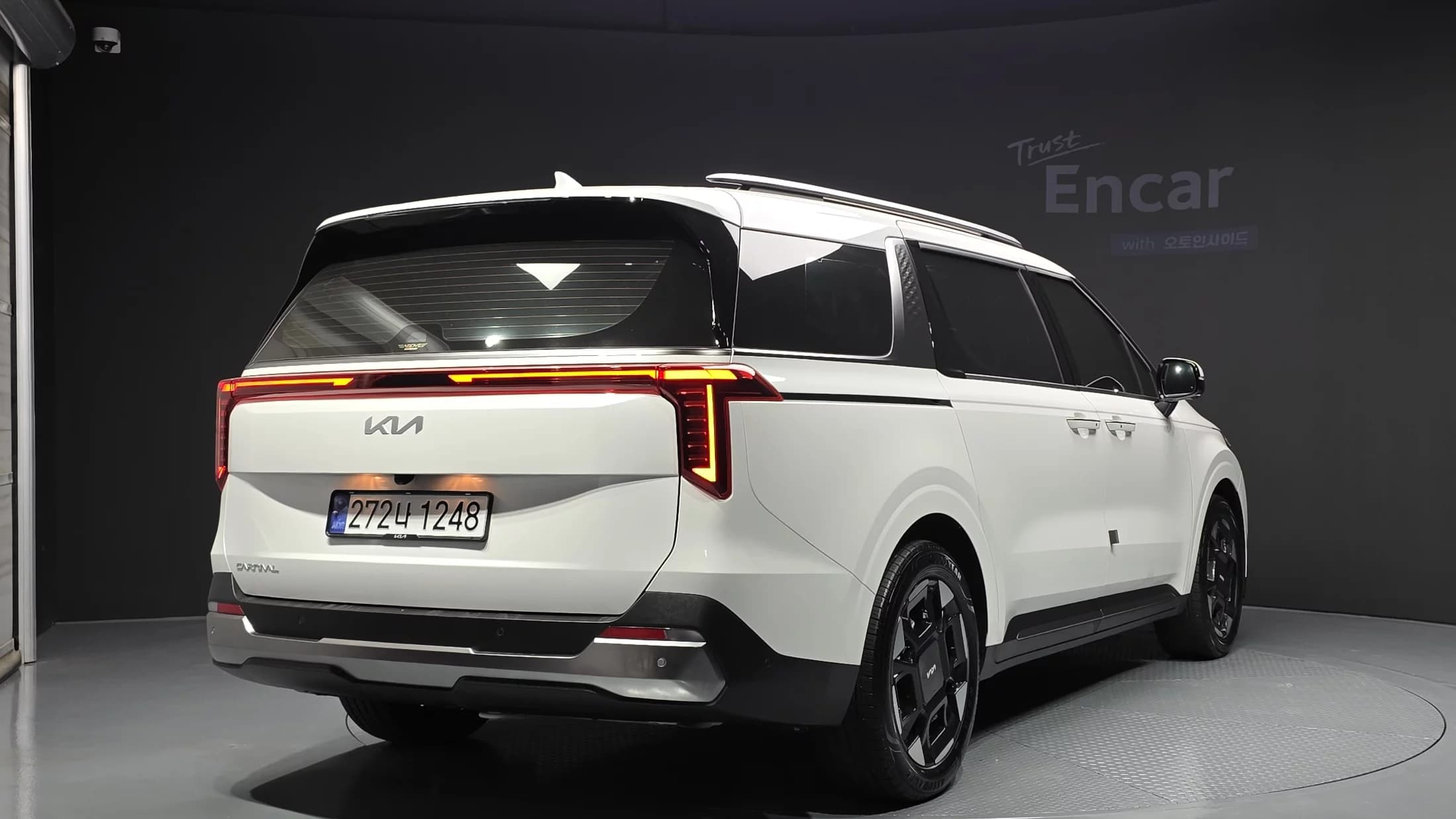 Kia Carnival Gasoline 9-Seater Noblesse, 2025 г. 9852 км. — фото 2