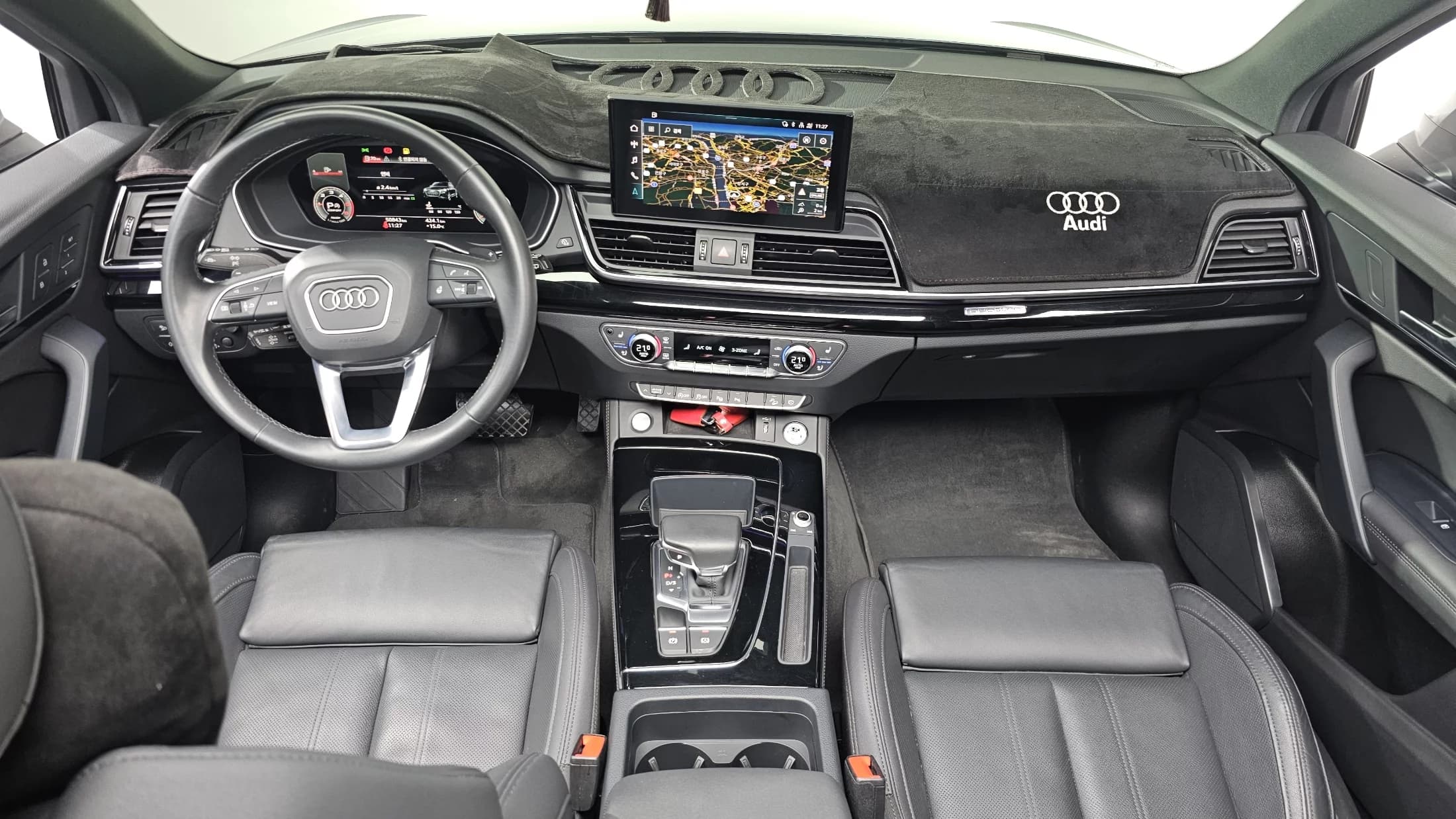 Audi Q5 40 TDI Quattro Premium, 2022 г. 50849 км. — фото 7