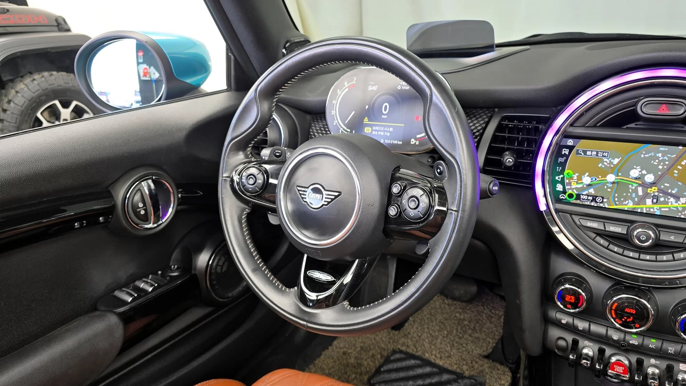 MINI Cooper Convertible Standard 3rd, 2021 г. 46015 км. — фото 13