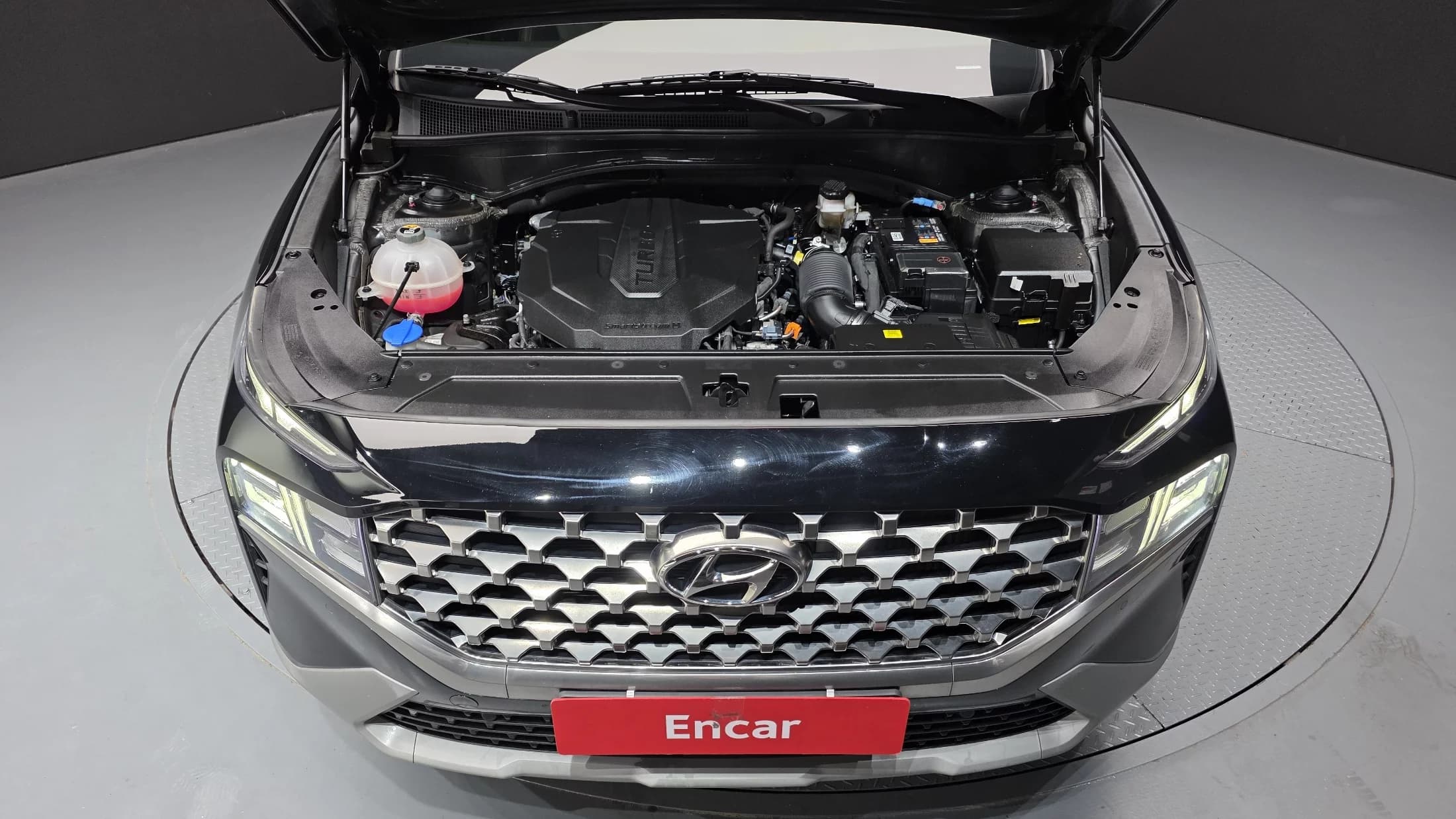 Hyundai Santa Fe Diesel 2.2 4WD Exclusive, 2023 г. 41569 км. — фото 6