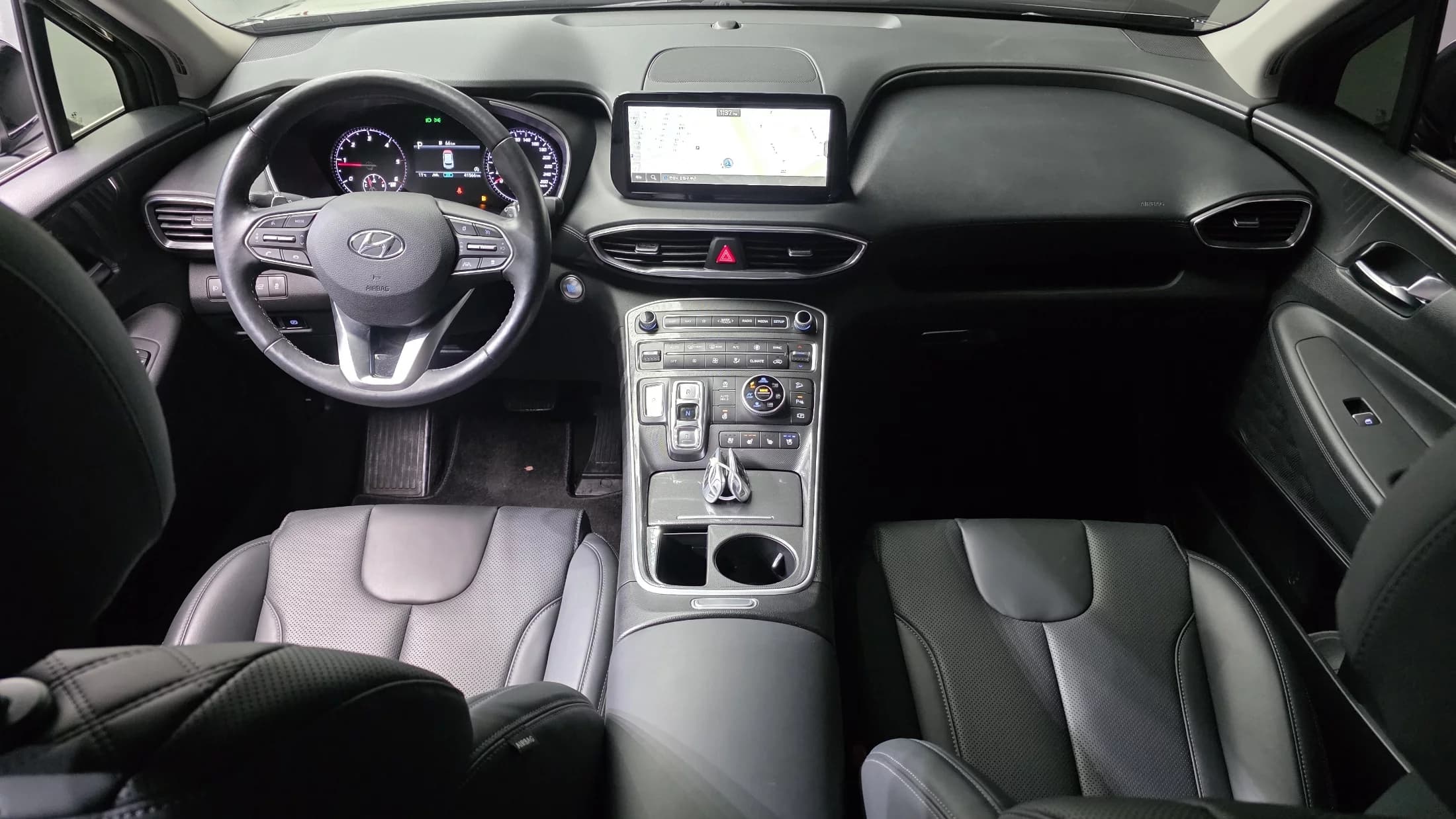 Hyundai Santa Fe Diesel 2.2 4WD Exclusive, 2023 г. 41569 км. — фото 7