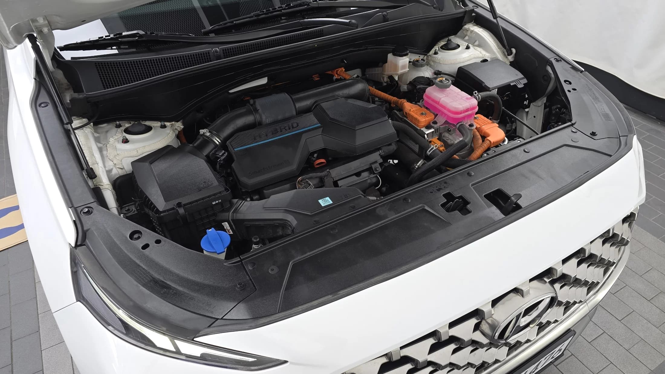 Hyundai Santa Fe HEV 1.6 2WD Prestige, гибрид, 2022 г. 106959 км. — фото 6