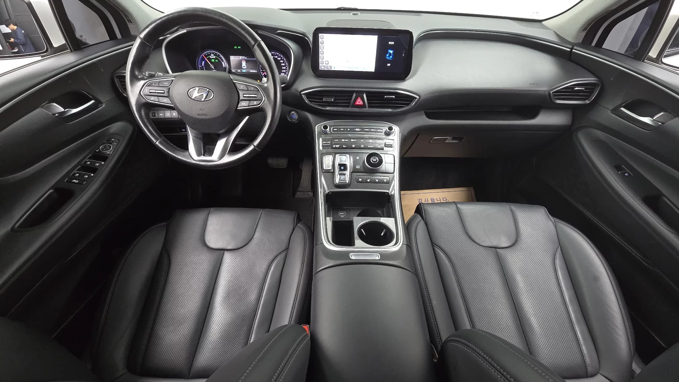 Hyundai Santa Fe HEV 1.6 2WD Prestige, гибрид, 2022 г. 106959 км. — фото 7