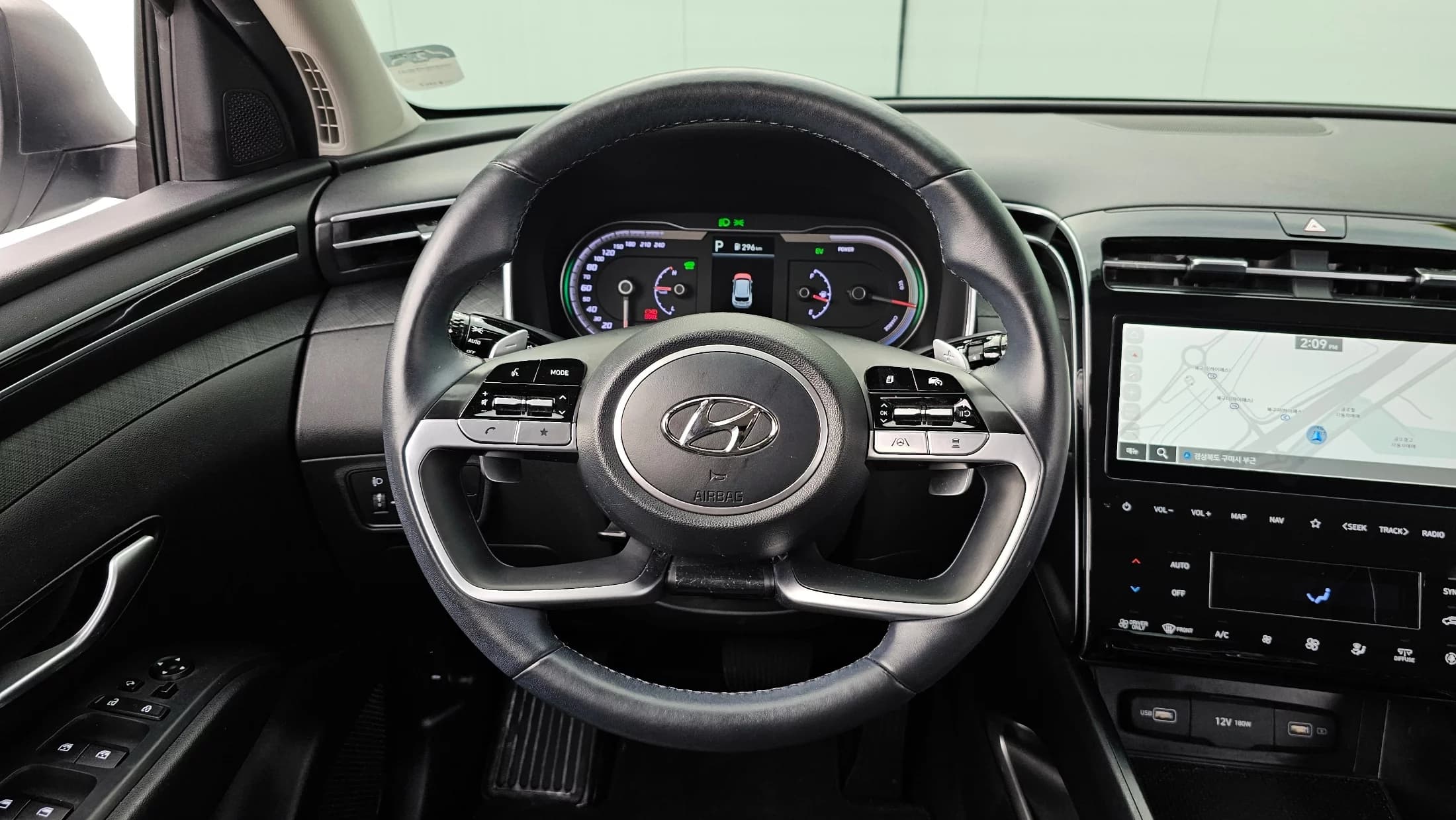 Hyundai Tucson Premium 2WD, гибрид, 2021 г. 89153 км. — фото 13