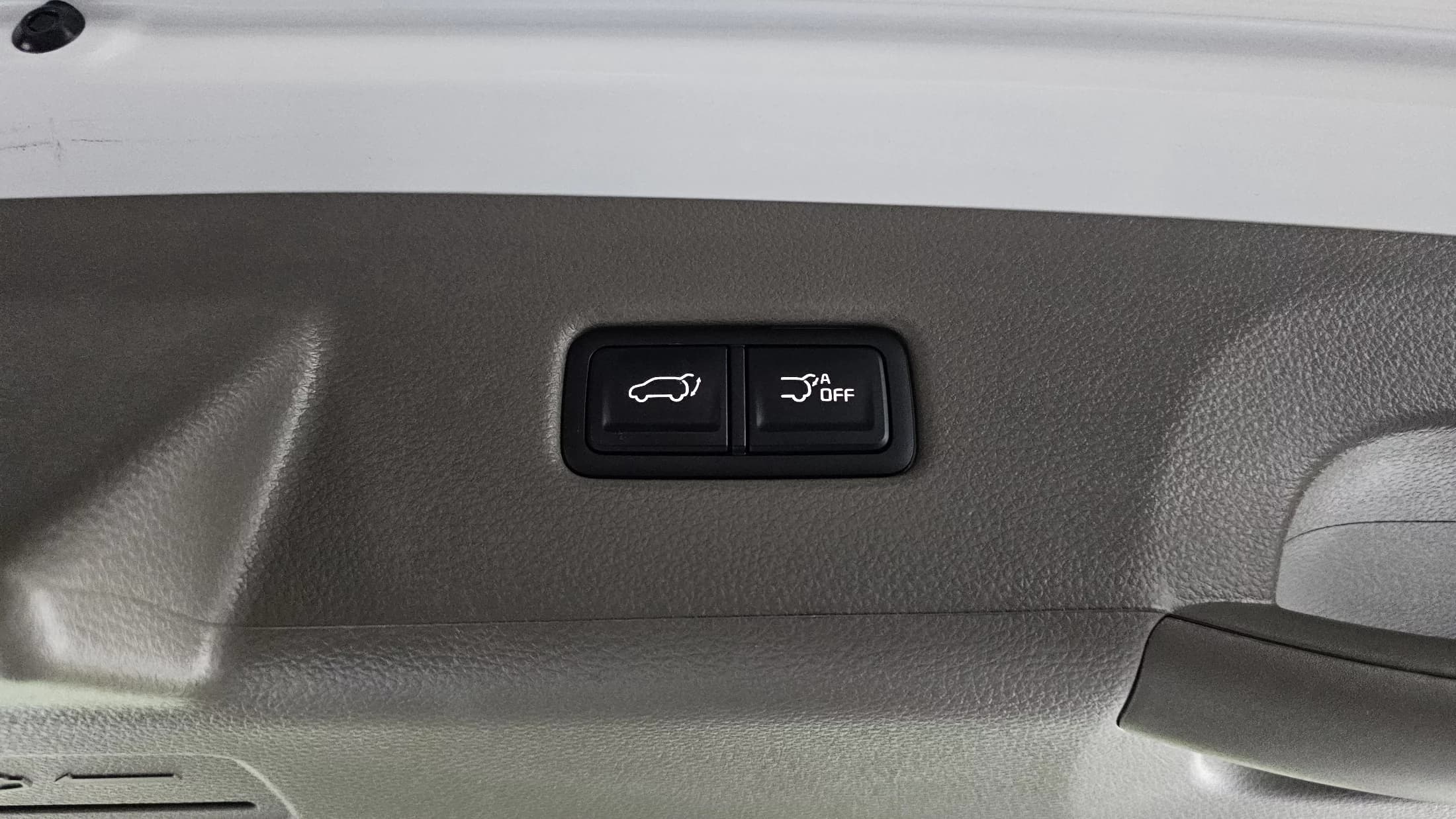 Kia Carnival 9-Seater Noblesse, 2023 г. 41206 км. — фото 20