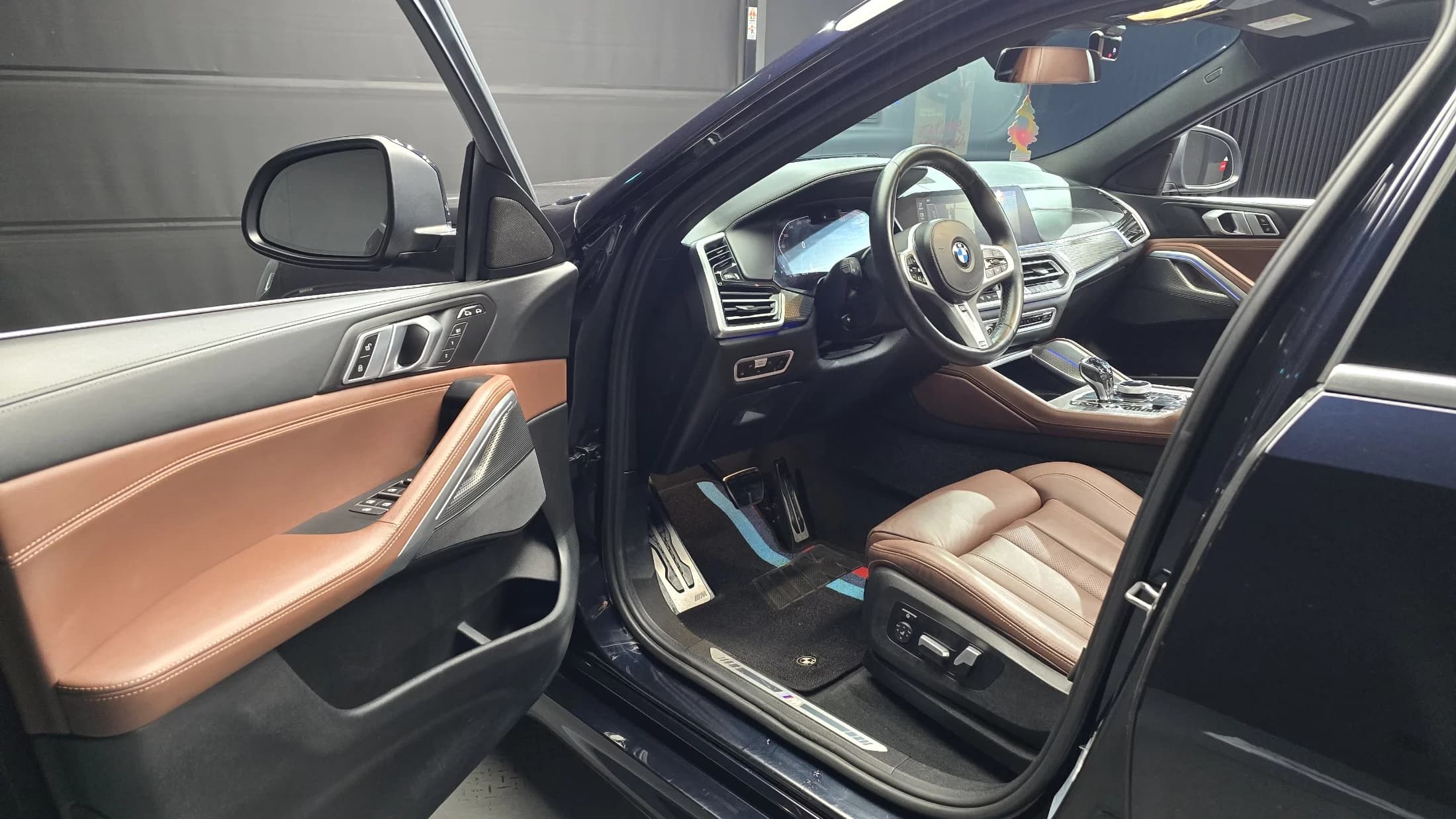 BMW X6 xDrive40i M Sport, 2022 г. 46749 км. — фото 11