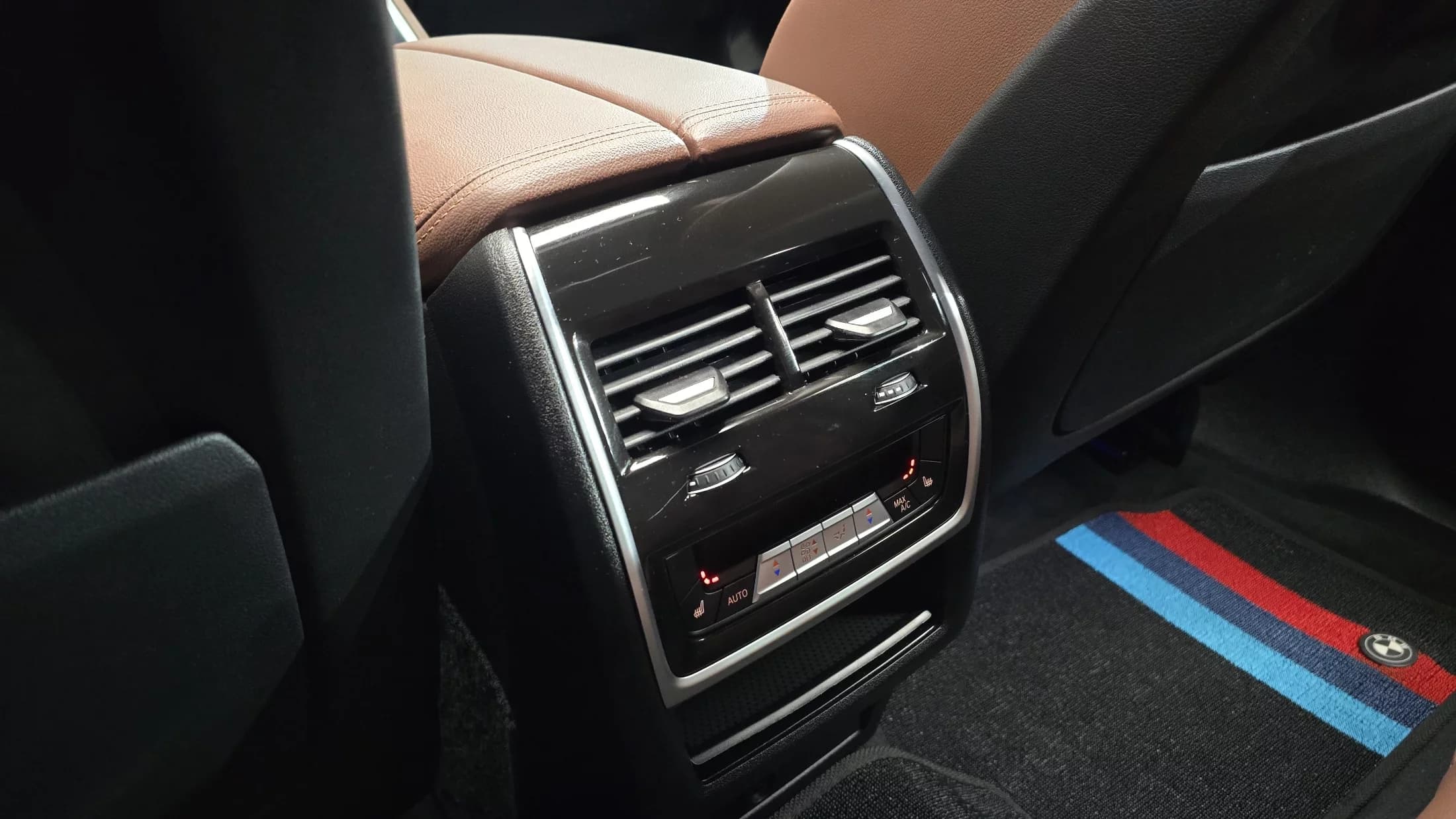 BMW X6 xDrive40i M Sport, 2022 г. 46749 км. — фото 16