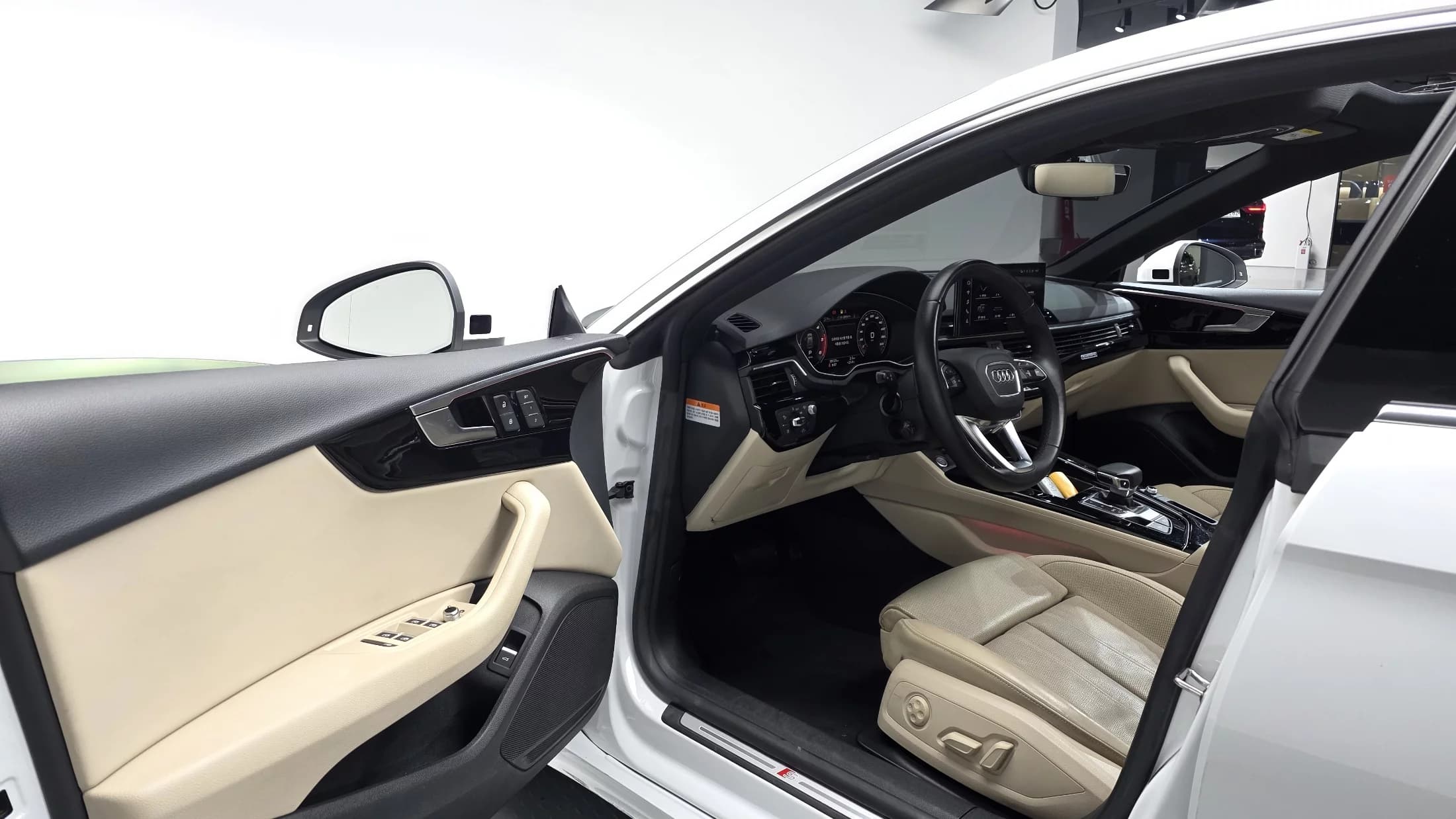 Audi A5 40 TDI Quattro Premium Sportback, 2021 г. 59790 км. — фото 11