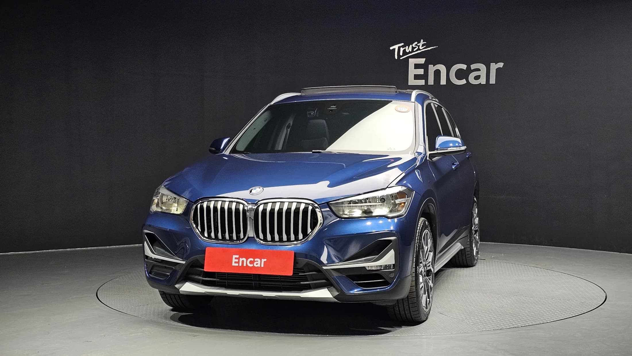BMW X1 xDrive 20i xLine, 2022 г. 50387 км. — фото 3
