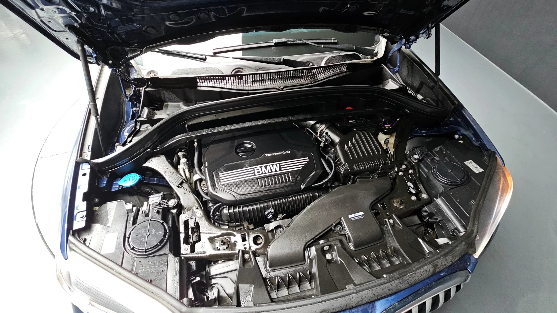 BMW X1 xDrive 20i xLine, 2022 г. 50387 км. — фото 6