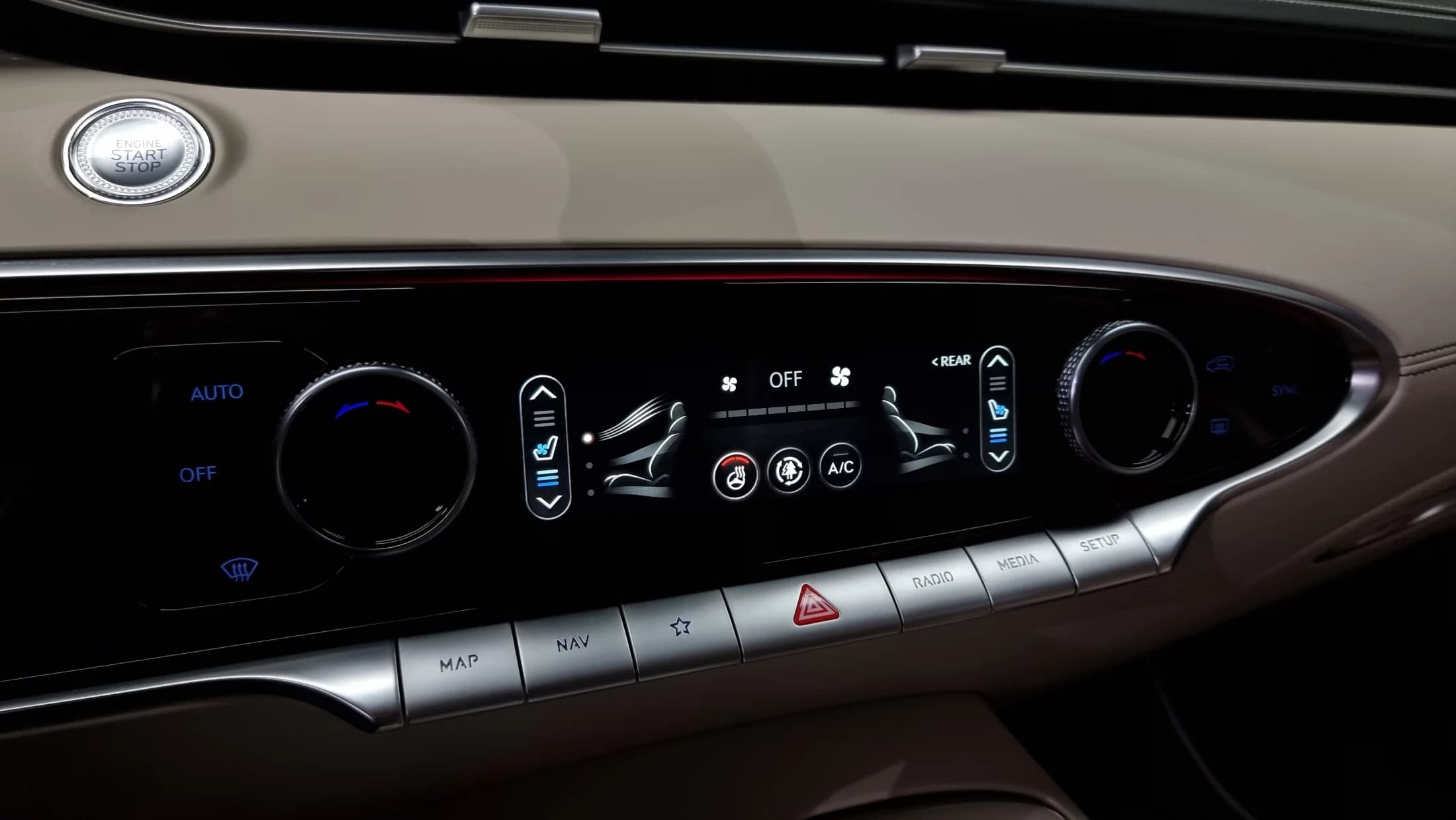 Genesis GV70 2.5T Gasoline AWD, 2023 г. 14505 км. — фото 17