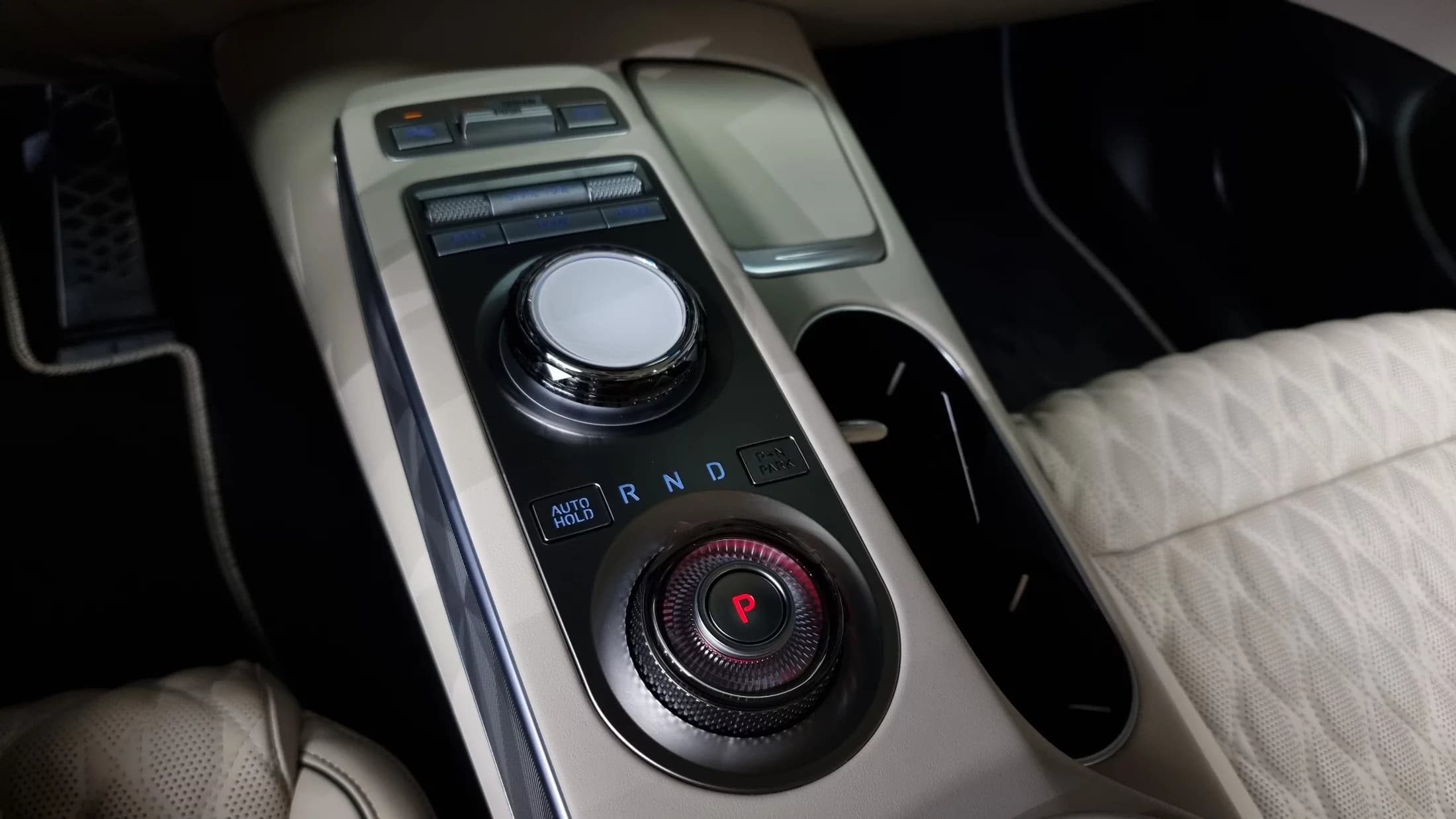 Genesis GV70 2.5T Gasoline AWD, 2023 г. 14505 км. — фото 9