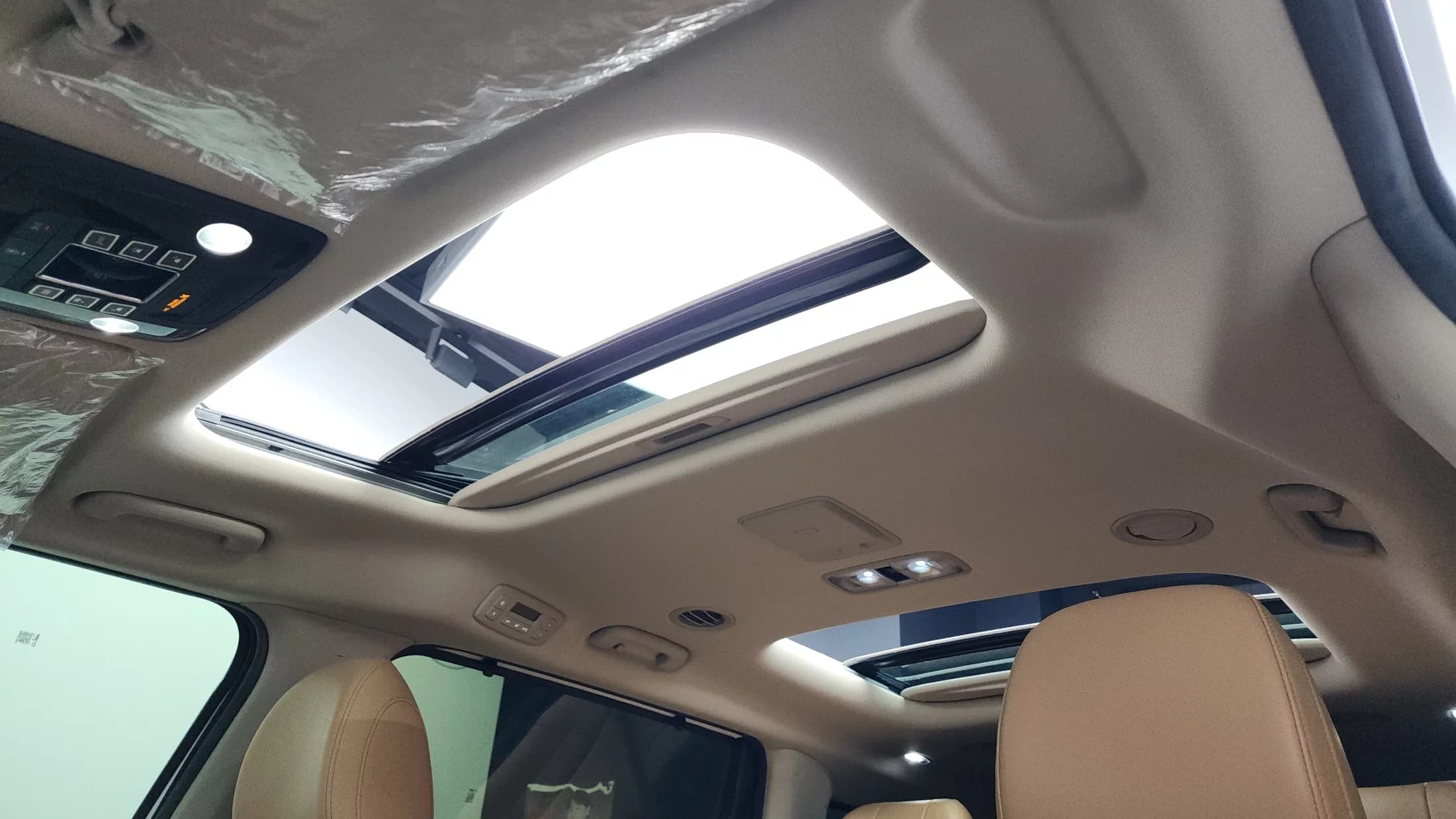 Kia Carnival 7-Seater Signature, 2021 г. 97519 км. — фото 17