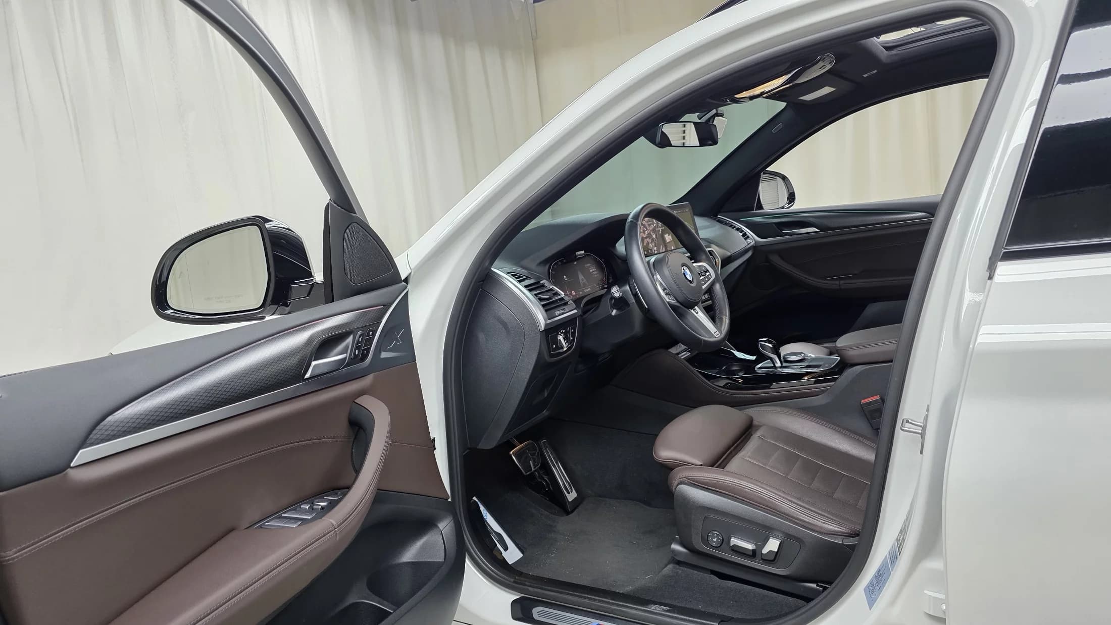 BMW X4 xDrive20i M Sport, 2022 г. 26545 км. — фото 12
