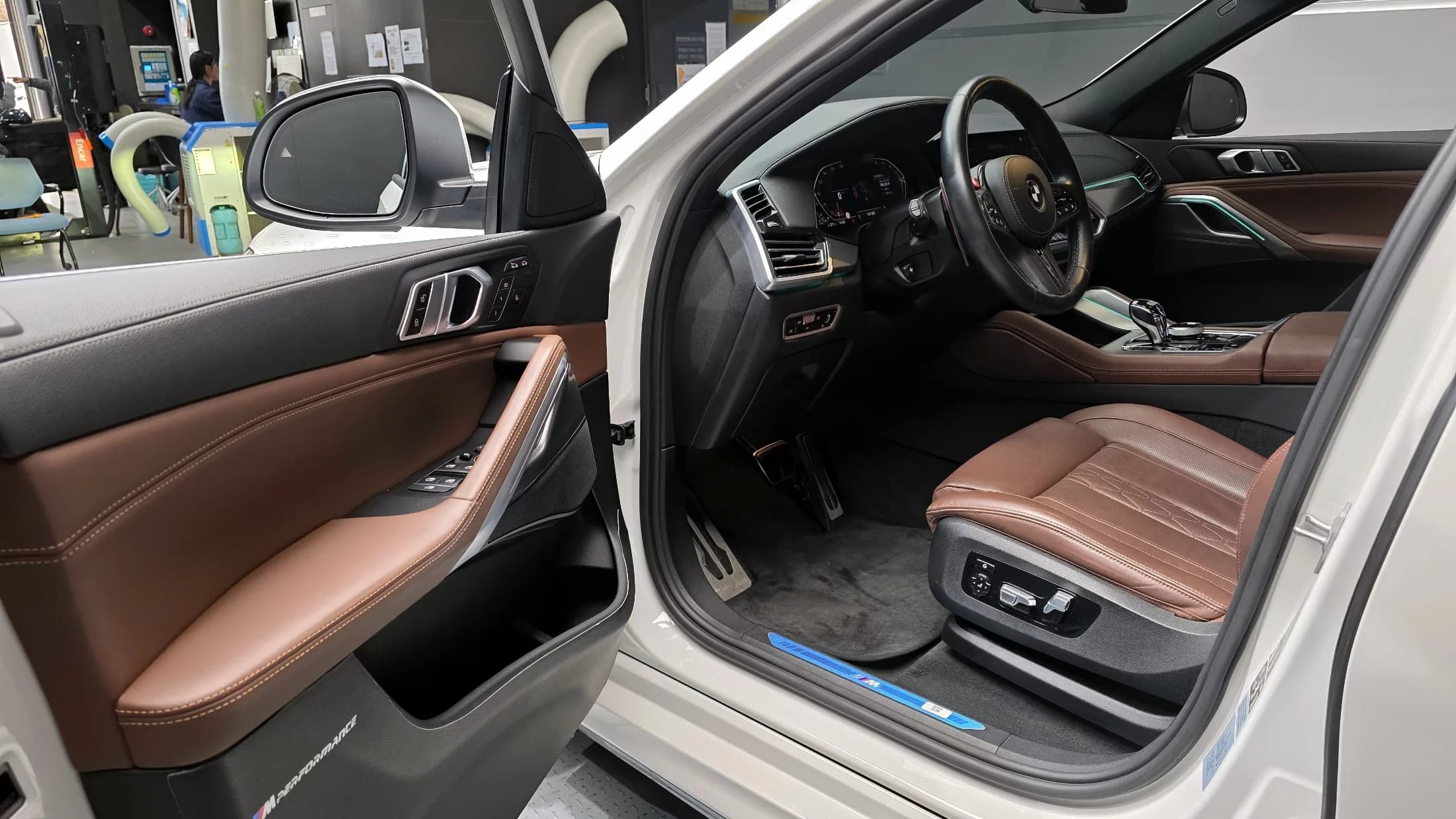 BMW X6 xDrive30d M Sport, 2022 г. 67296 км. — фото 11