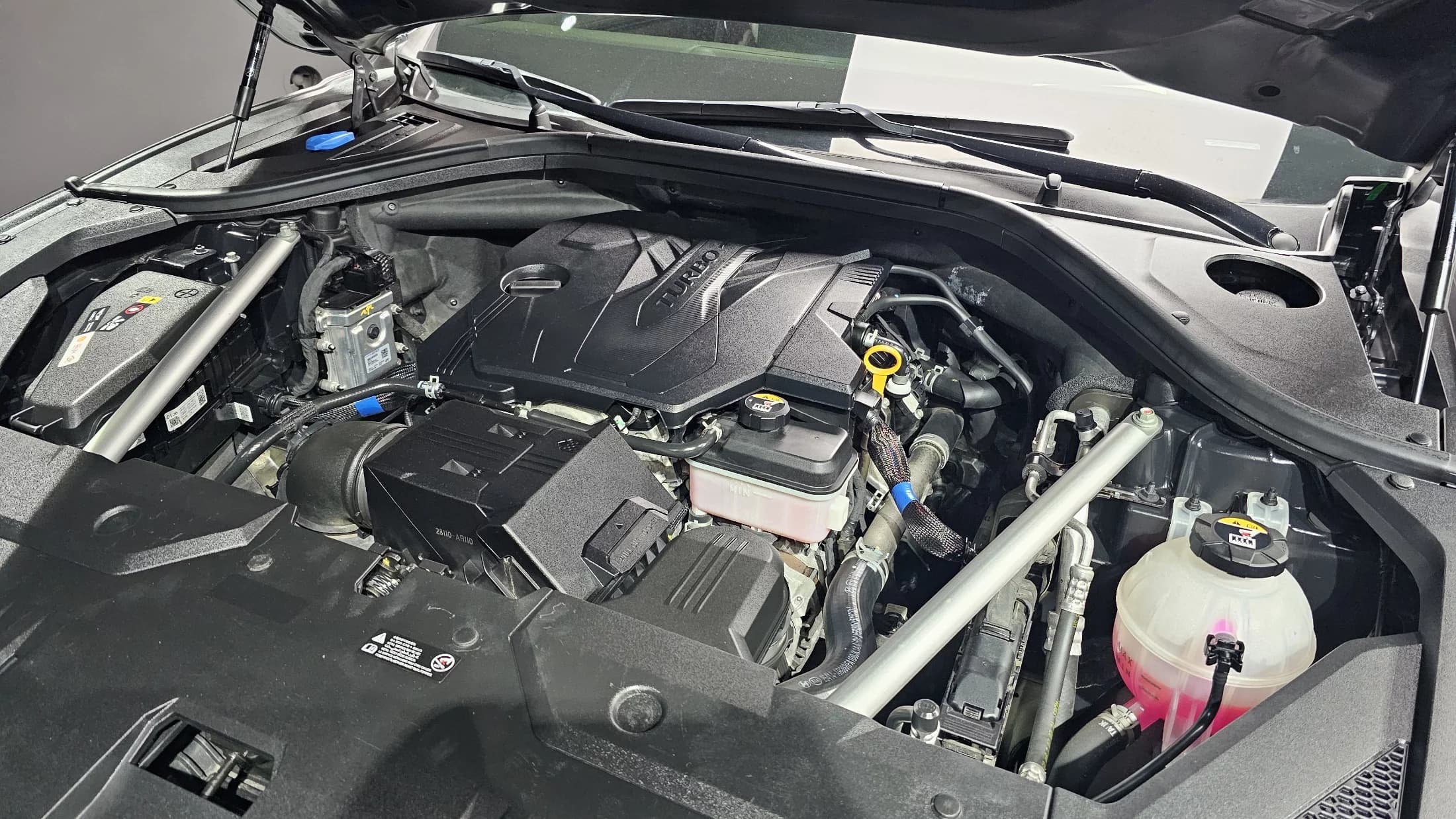 Genesis GV70 2.5T Gasoline AWD, 2021 г. 85355 км. — фото 6
