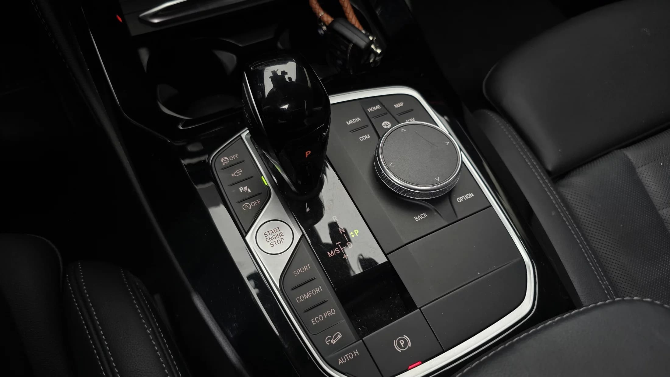 BMW X4 xDrive20i xLine, 2023 г. 17276 км. — фото 9