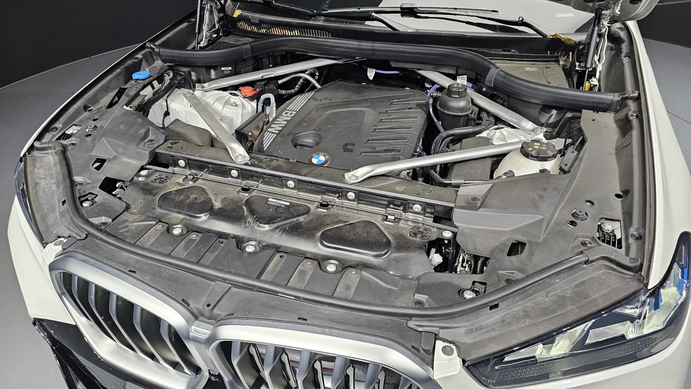 BMW X6 xDrive30d M Sport, 2024 г. 24433 км. — фото 6