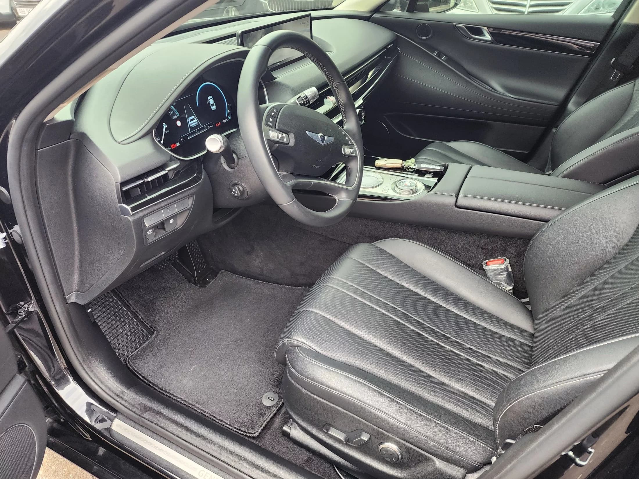 Genesis G80 Gasoline 2.5 Turbo 2WD, 2022 г. 75116 км. — фото 10