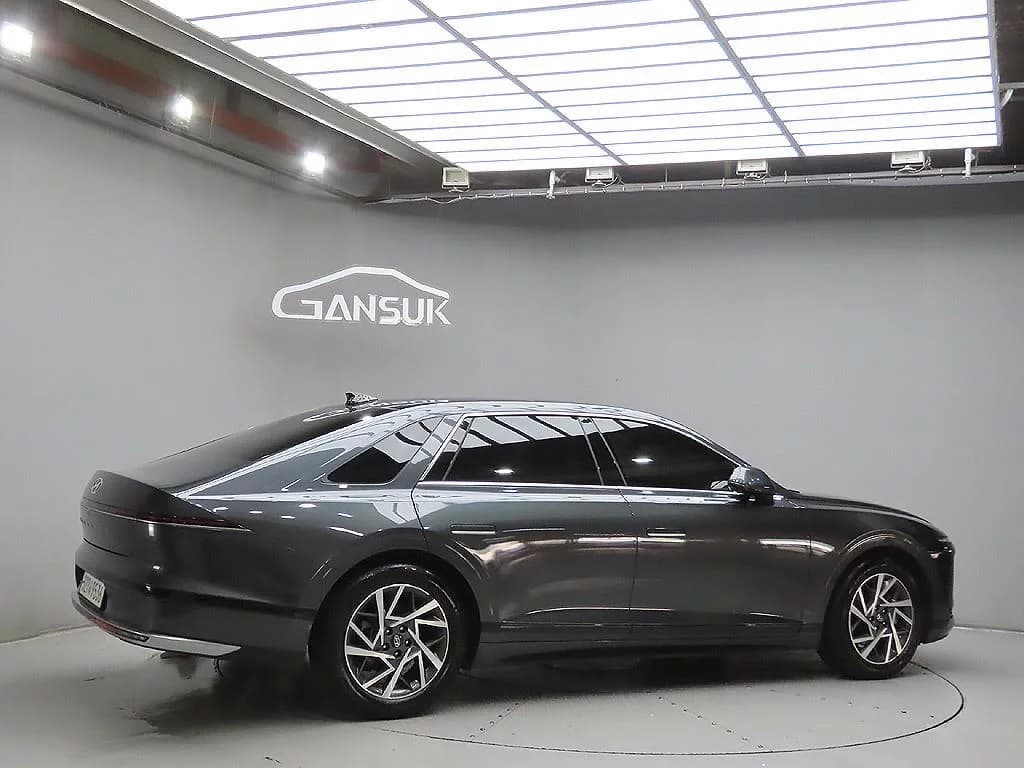 Hyundai Grandeur 2,5 Gasoline 2WD Exclusive, 2023 г. 61615 км. — фото 4