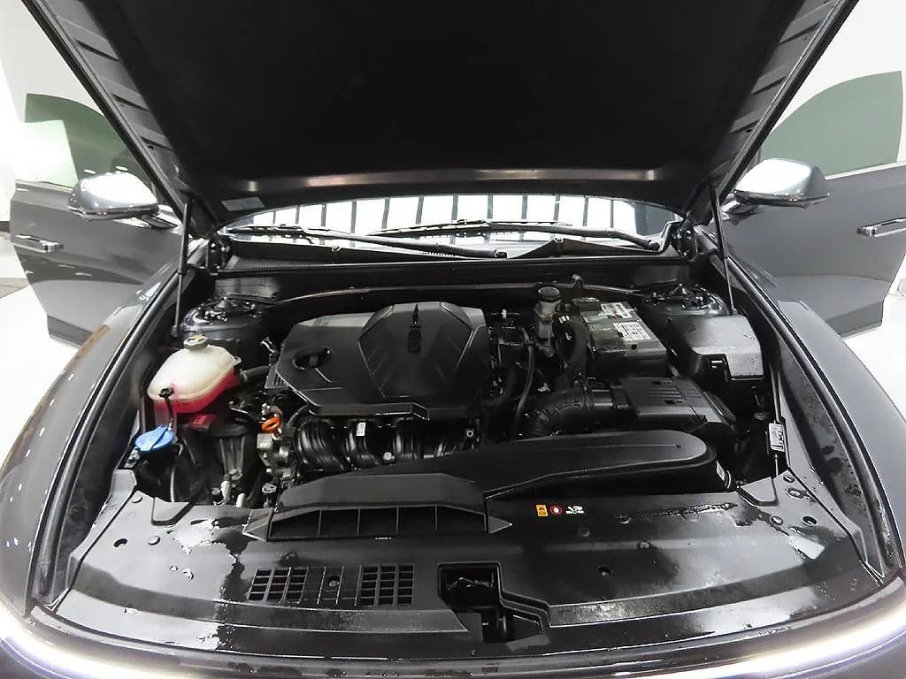 Hyundai Grandeur 2,5 Gasoline 2WD Exclusive, 2023 г. 61615 км. — фото 6