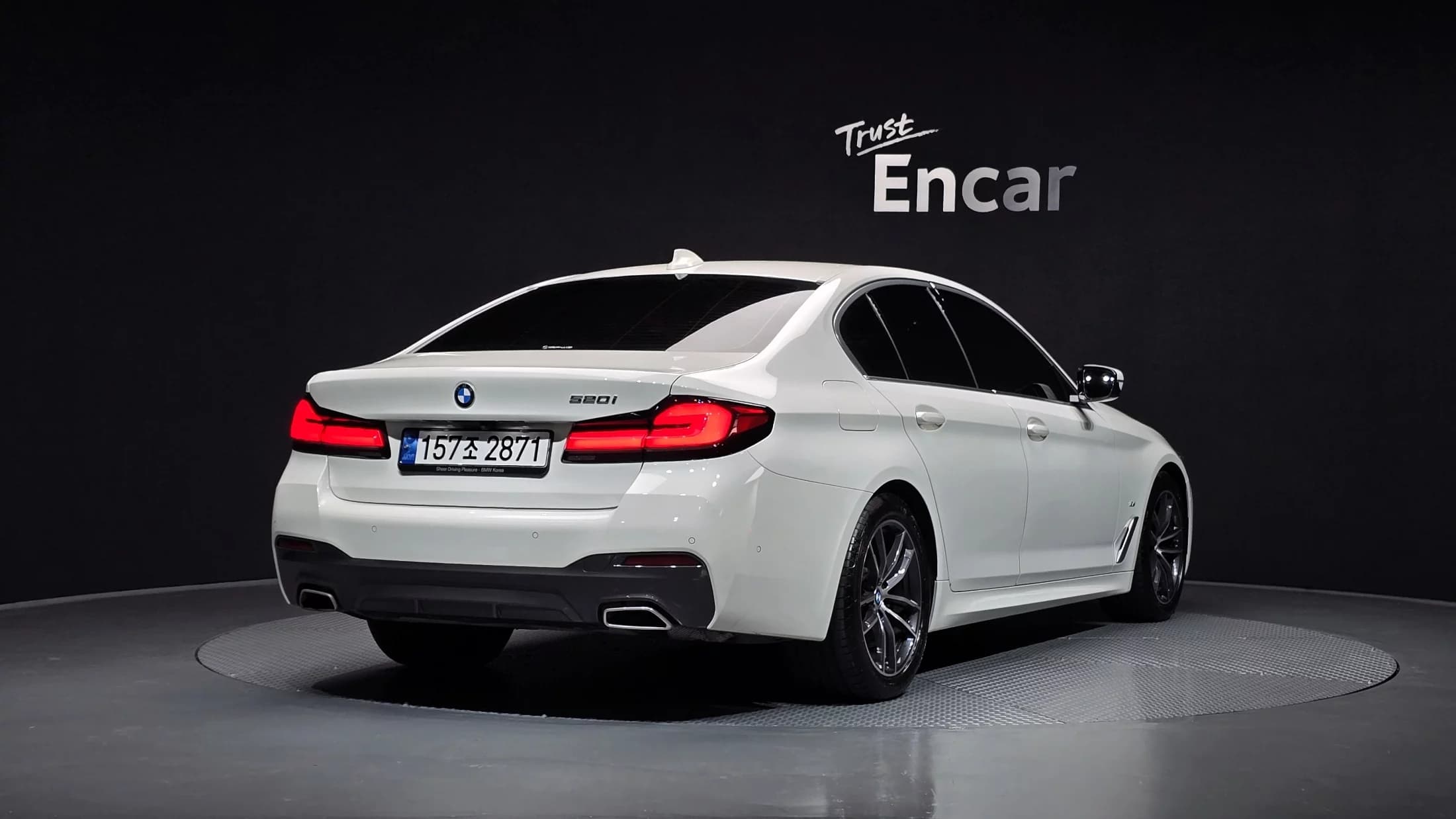 BMW 5-Series 520i M Sport, 2022 г. 34230 км. — фото 2