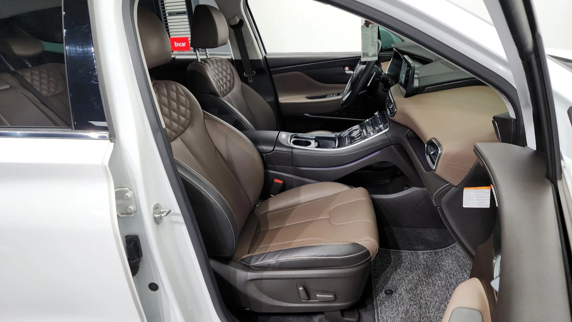 Hyundai Santa Fe HEV 1.6 2WD Prestige, гибрид, 2021 г. 69072 км. — фото 11