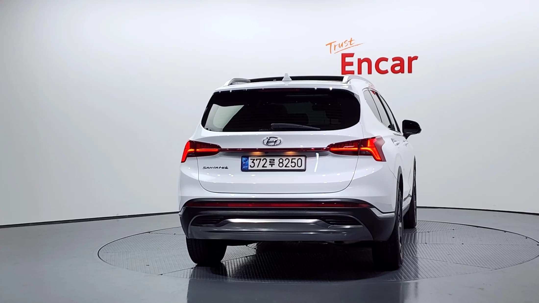 Hyundai Santa Fe HEV 1.6 2WD Prestige, гибрид, 2021 г. 69072 км. — фото 4