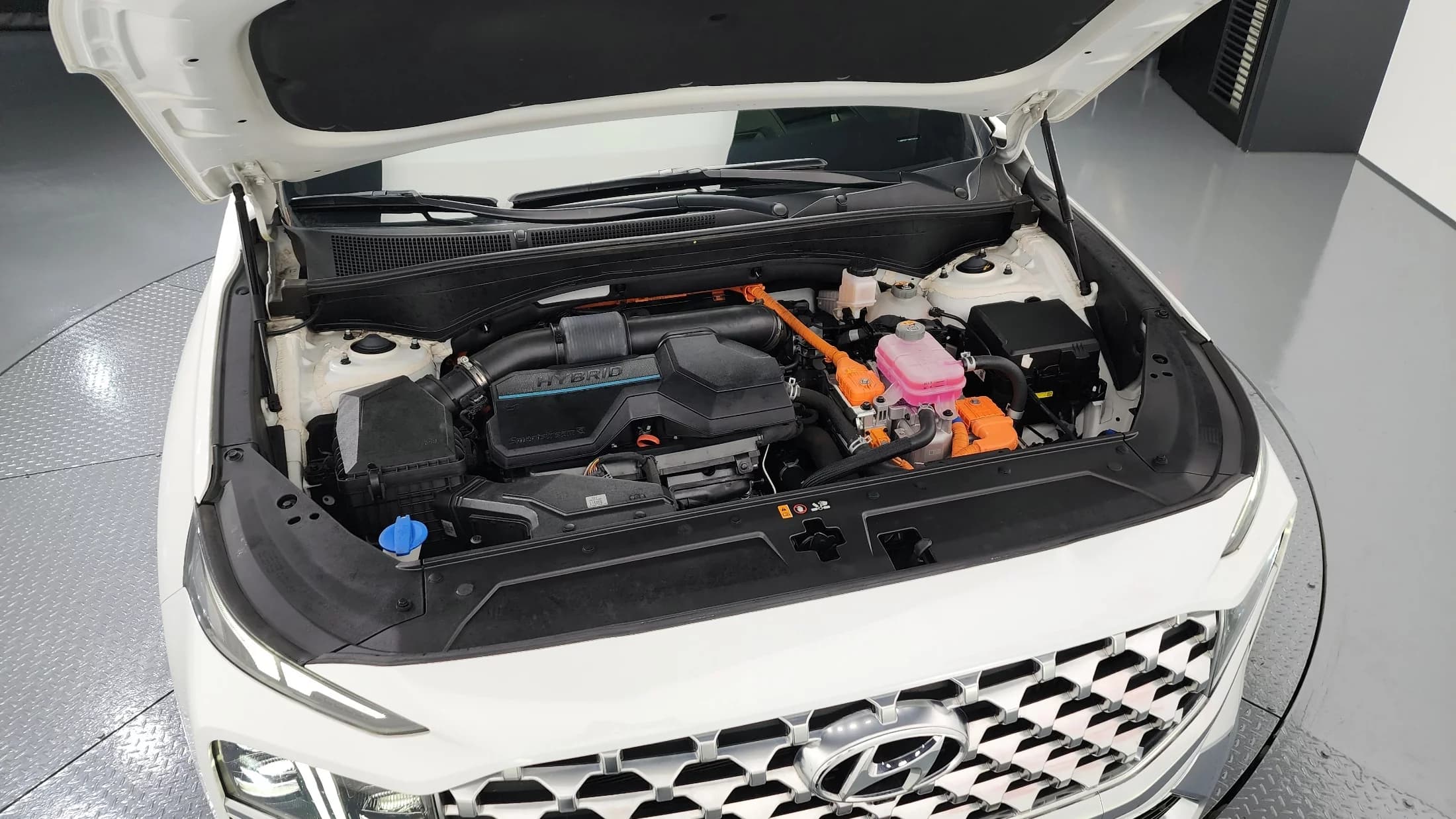 Hyundai Santa Fe HEV 1.6 2WD Prestige, гибрид, 2021 г. 69072 км. — фото 6