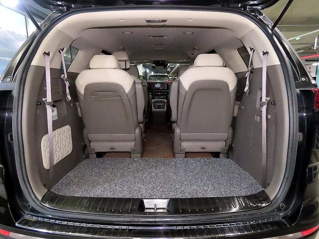 Kia Carnival Gasoline 9-Seater Prestige, 2022 г. 55071 км. — фото 16