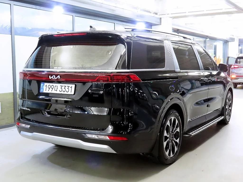 Kia Carnival Gasoline 9-Seater Prestige, 2022 г. 55071 км. — фото 4