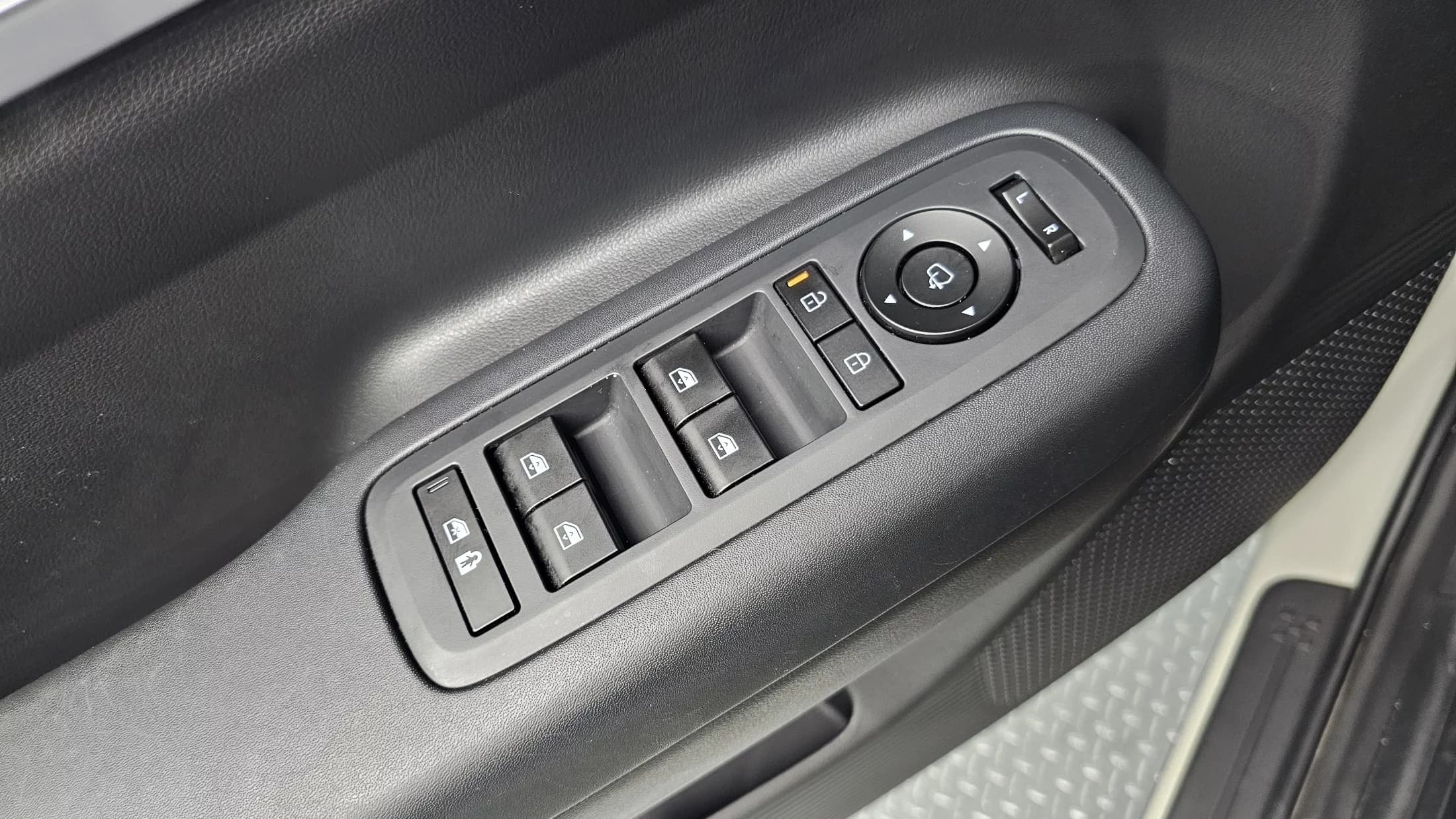 Hyundai Santa Fe Gasoline 2.5T 2WD Exclusive, 2023 г. 73065 км. — фото 13