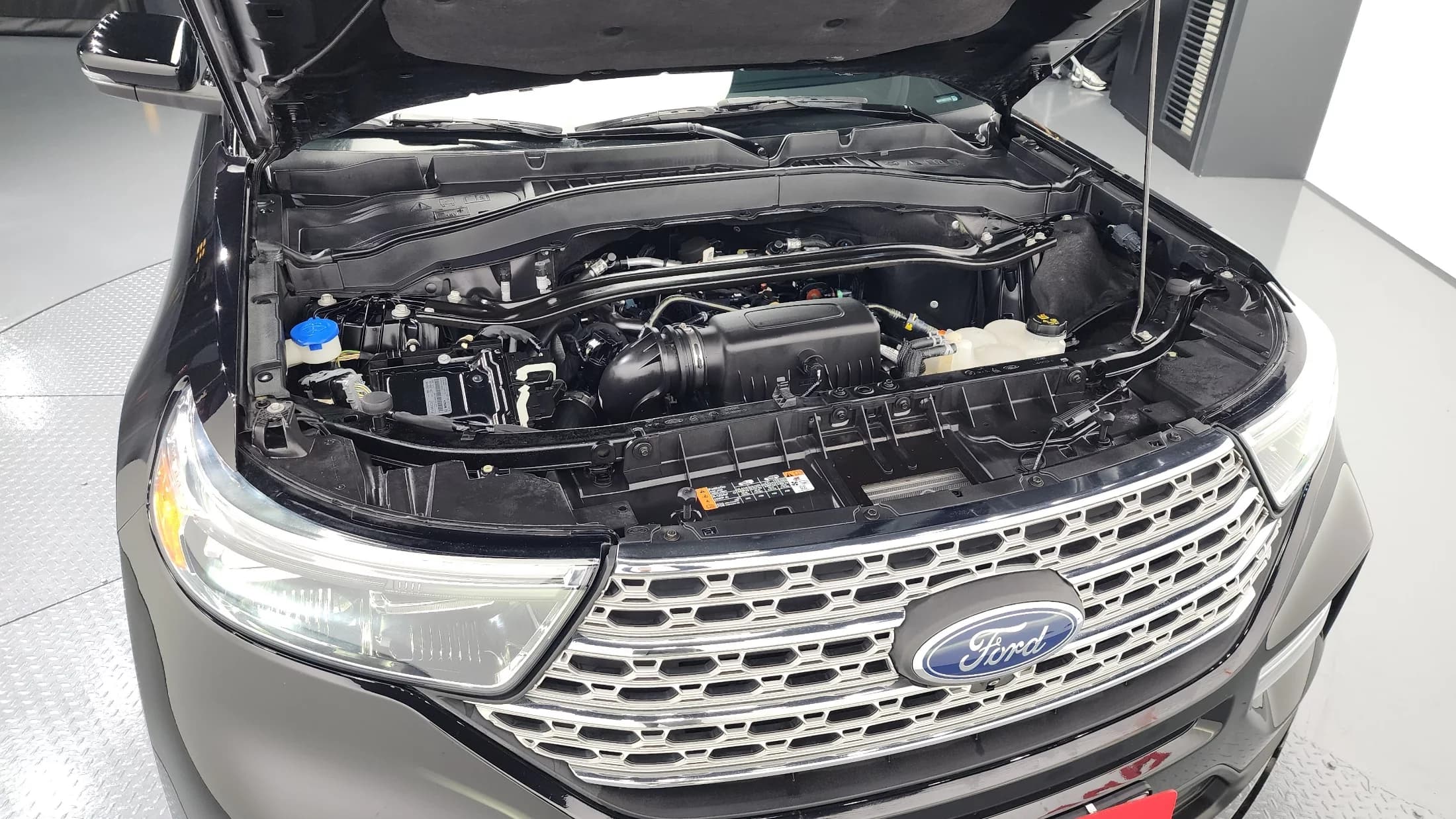 Ford EXPLORER 2.3 LimIted 4WD, 2021 г. 35355 км. — фото 6