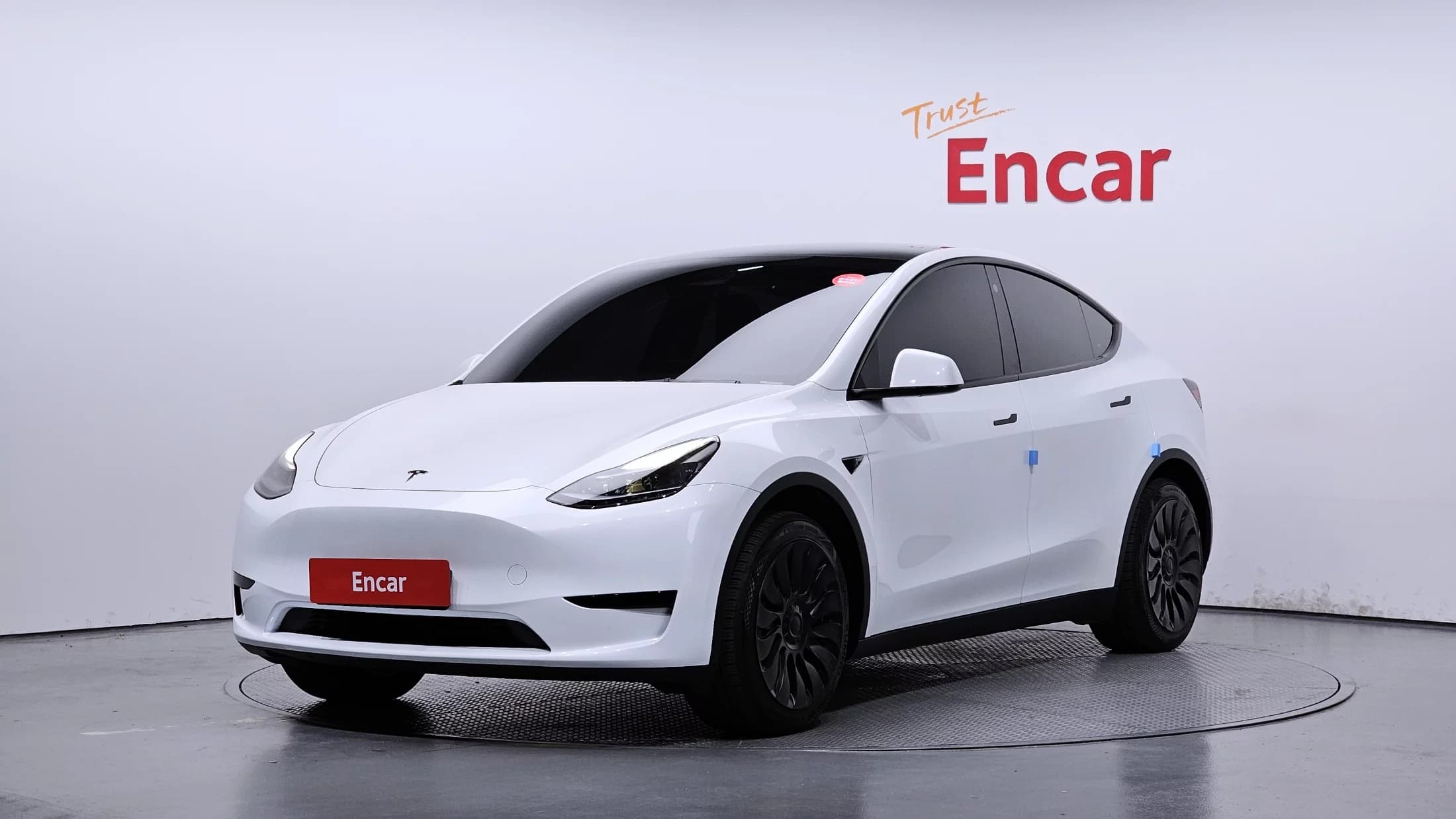 Tesla Model Y RWD, электромобиль, 2024 г. 44263 км.