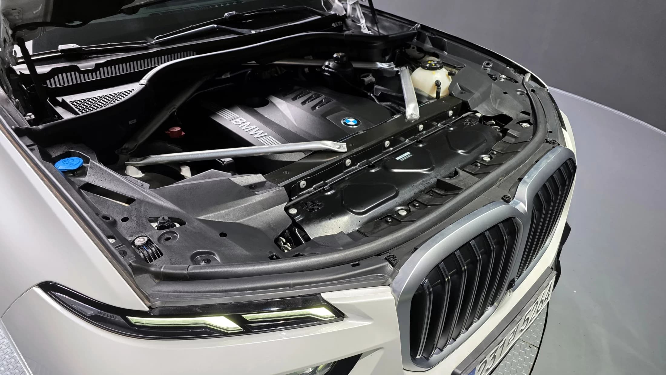 BMW X7 xDrive 40i M Sport 7STR, 2023 г. 62094 км. — фото 6