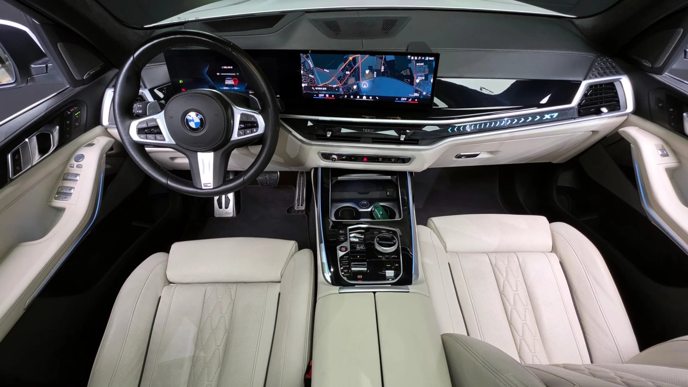 BMW X7 xDrive 40i M Sport 7STR, 2023 г. 62094 км. — фото 7
