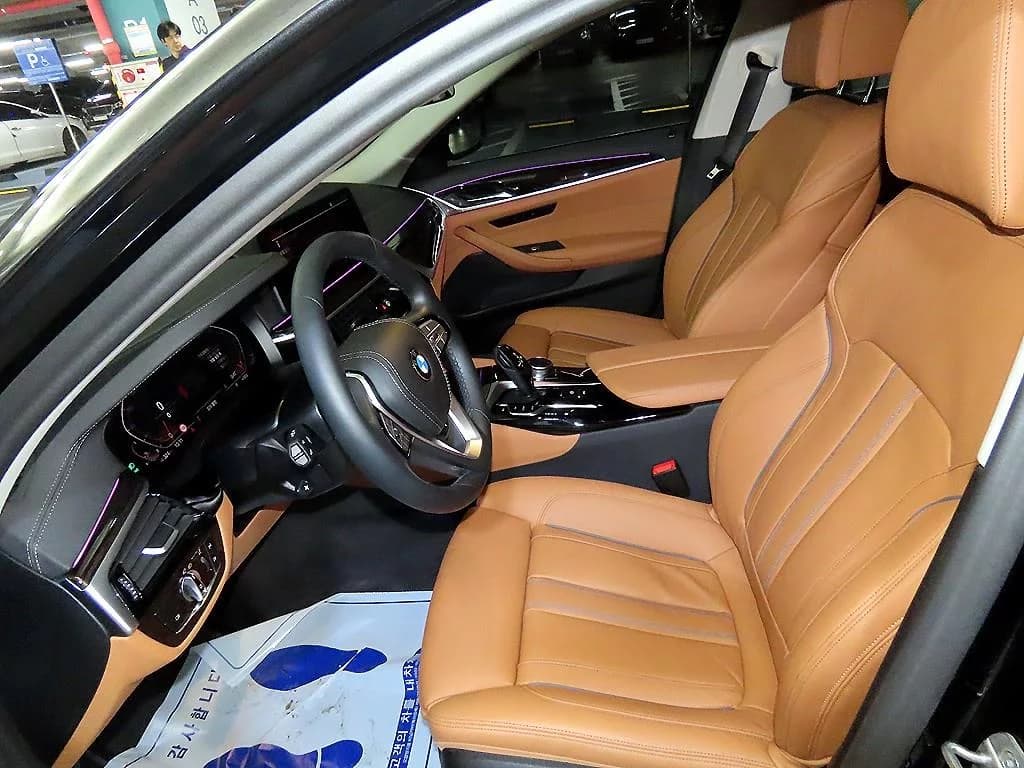 BMW 5-Series 520i Luxury, 2022 г. 20671 км. — фото 6