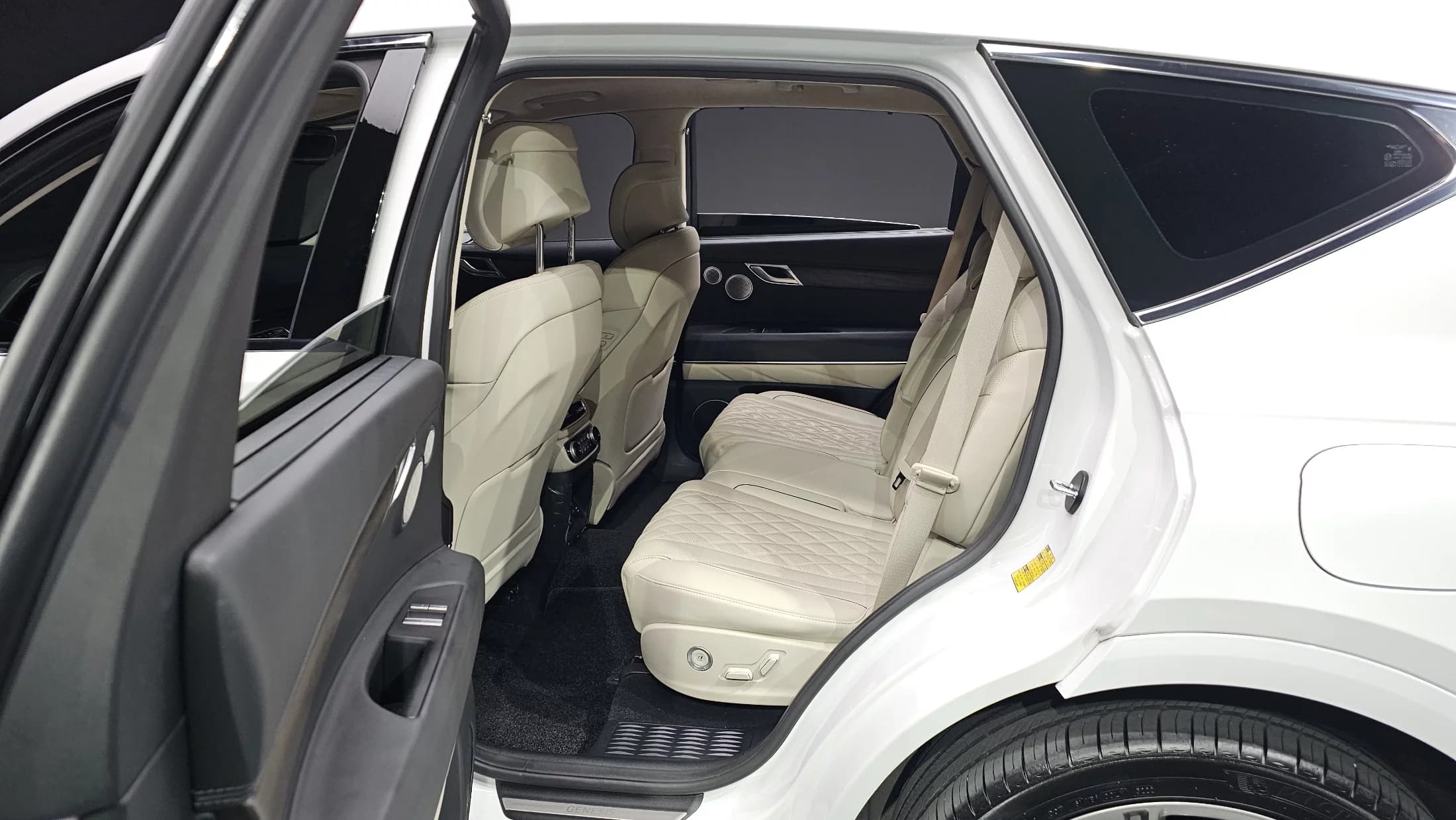Genesis GV80 2.5T Gasoline AWD, 2023 г. 49297 км. — фото 11