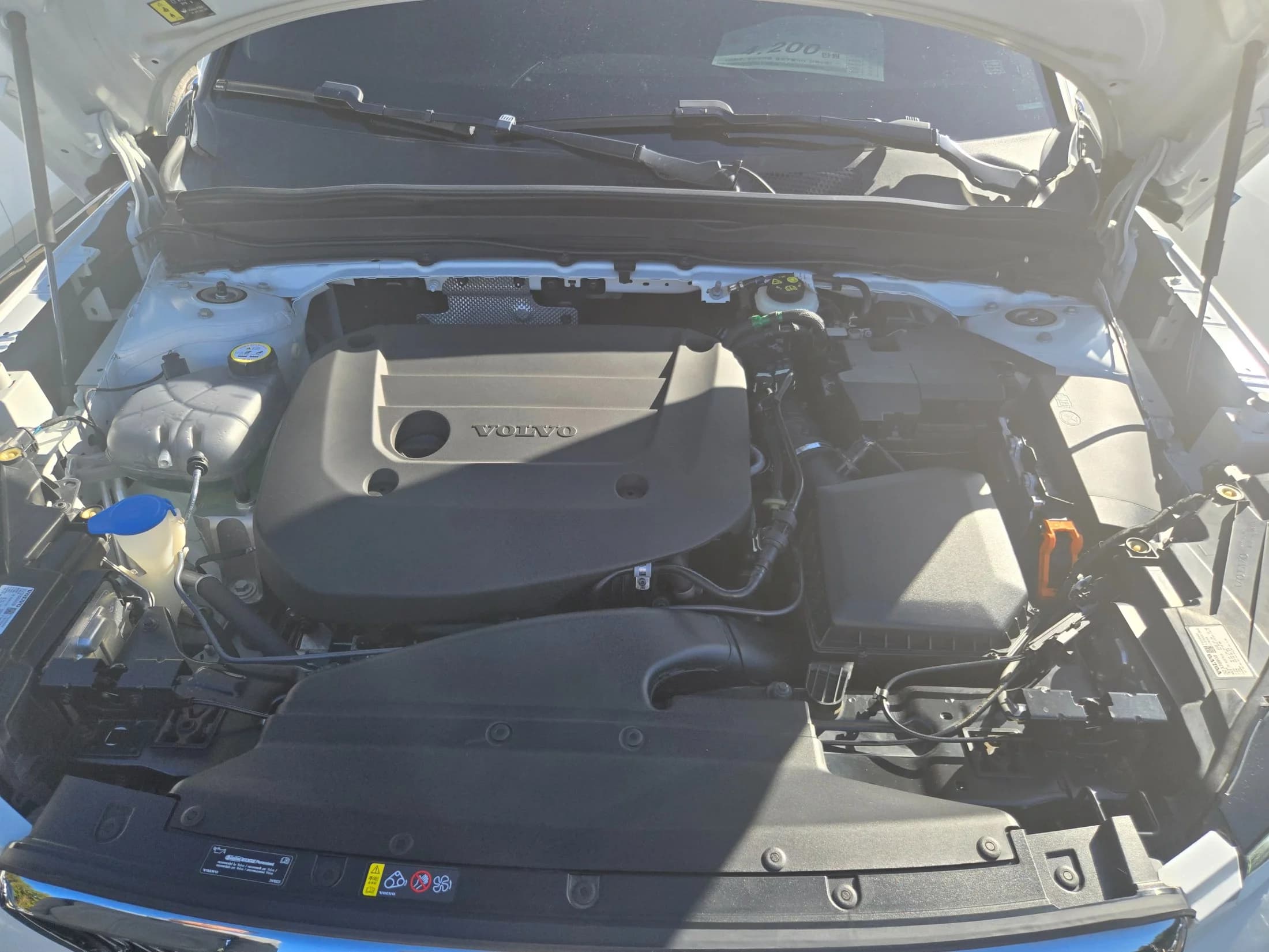 Volvo XC40 B4 Ultimate Bright, 2022 г. 31082 км. — фото 20